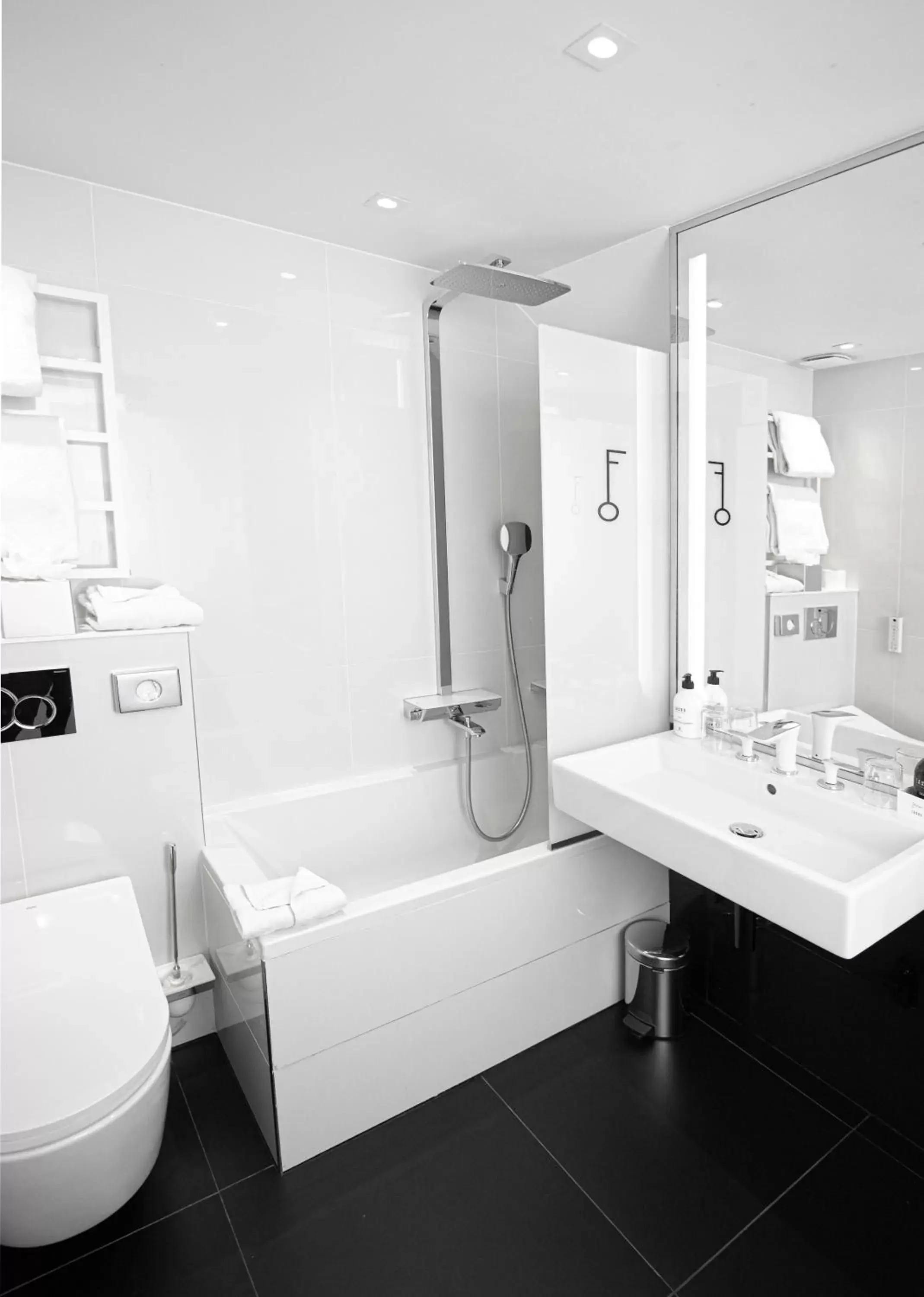 Toilet, Bathroom in Hôtel Félicien by Elegancia