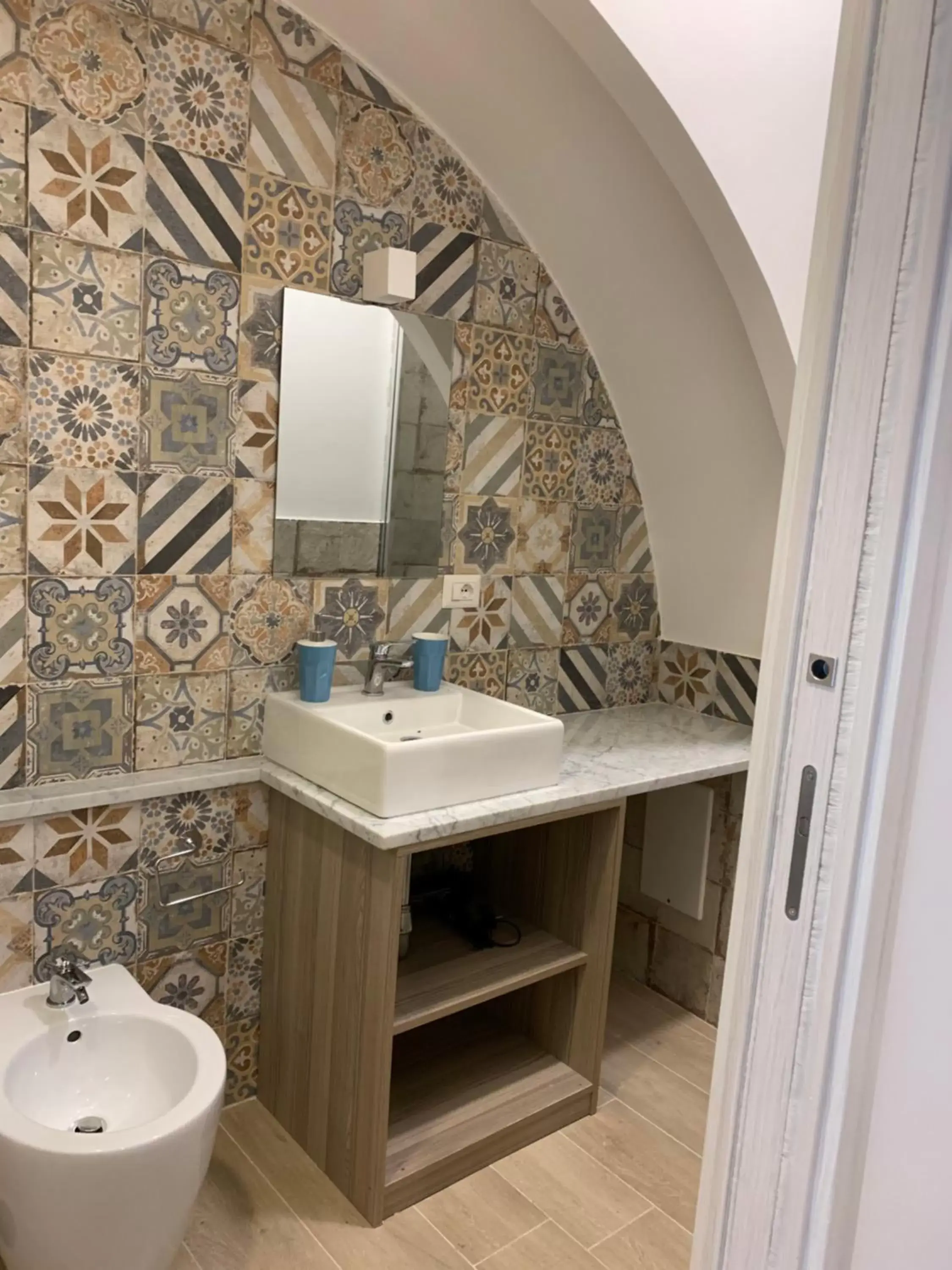 Shower, Bathroom in Maison Arena Al Corso