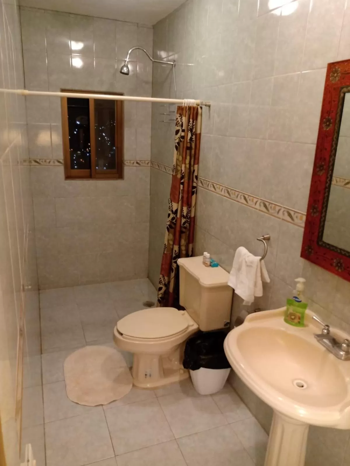 Bathroom in La Casa Rosa Guanajuato