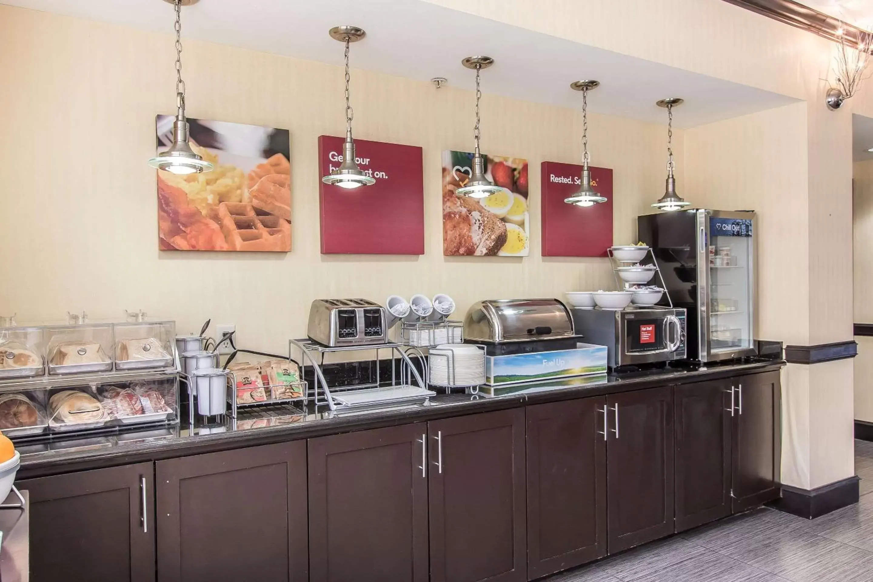 Restaurant/Places to Eat in Comfort Suites Lawton Near Fort Sill