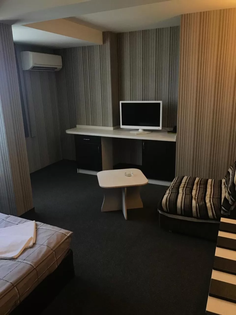 Photo of the whole room, Bed in Casa Blanca