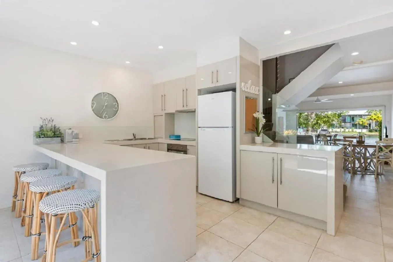 Kitchen/Kitchenette in Noosa Entrance Waterfront Resort