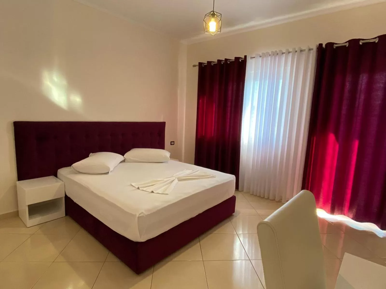 Bed in Hotel Kaloshi