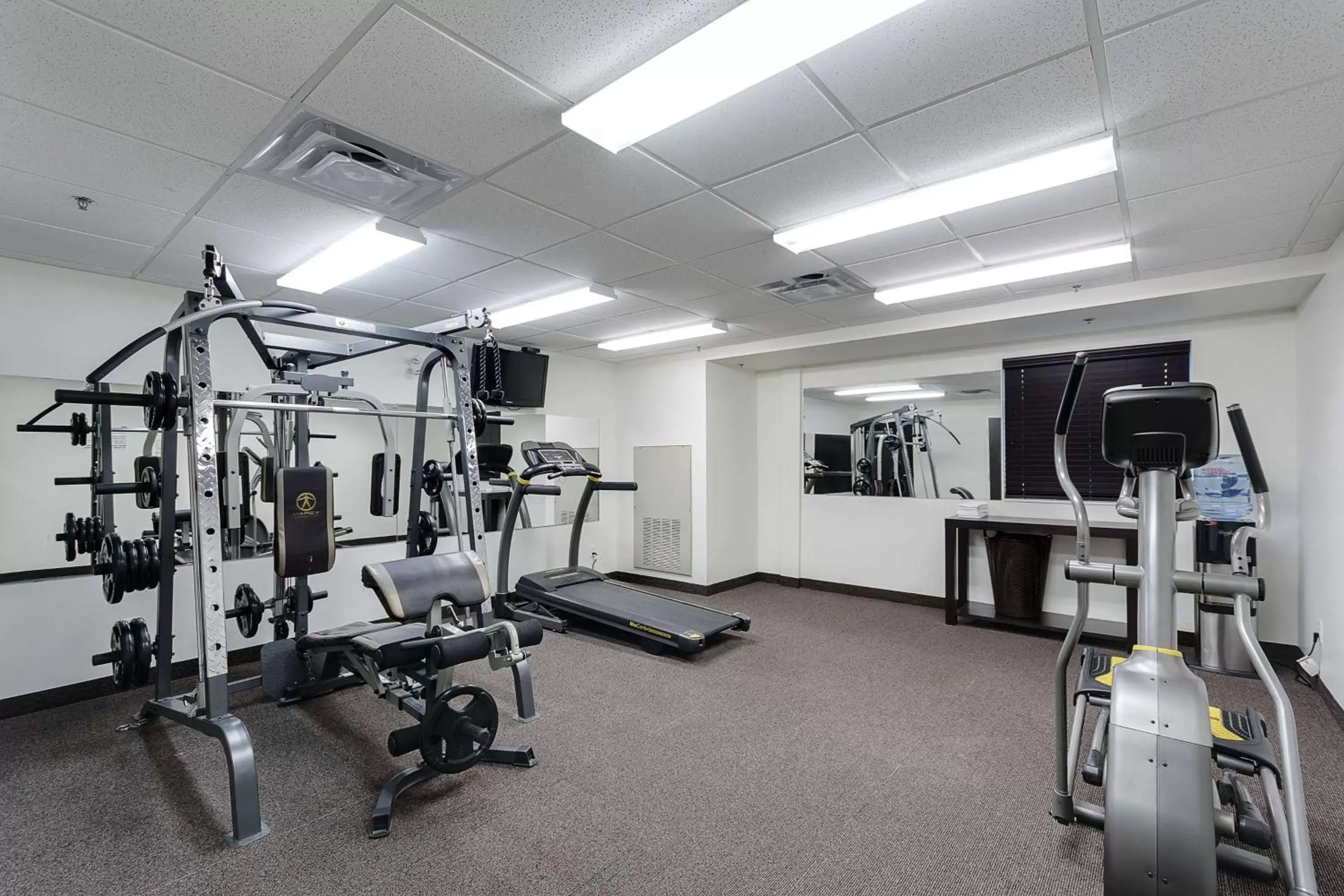 Fitness centre/facilities, Fitness Center/Facilities in Motel 6-Brandon, MB