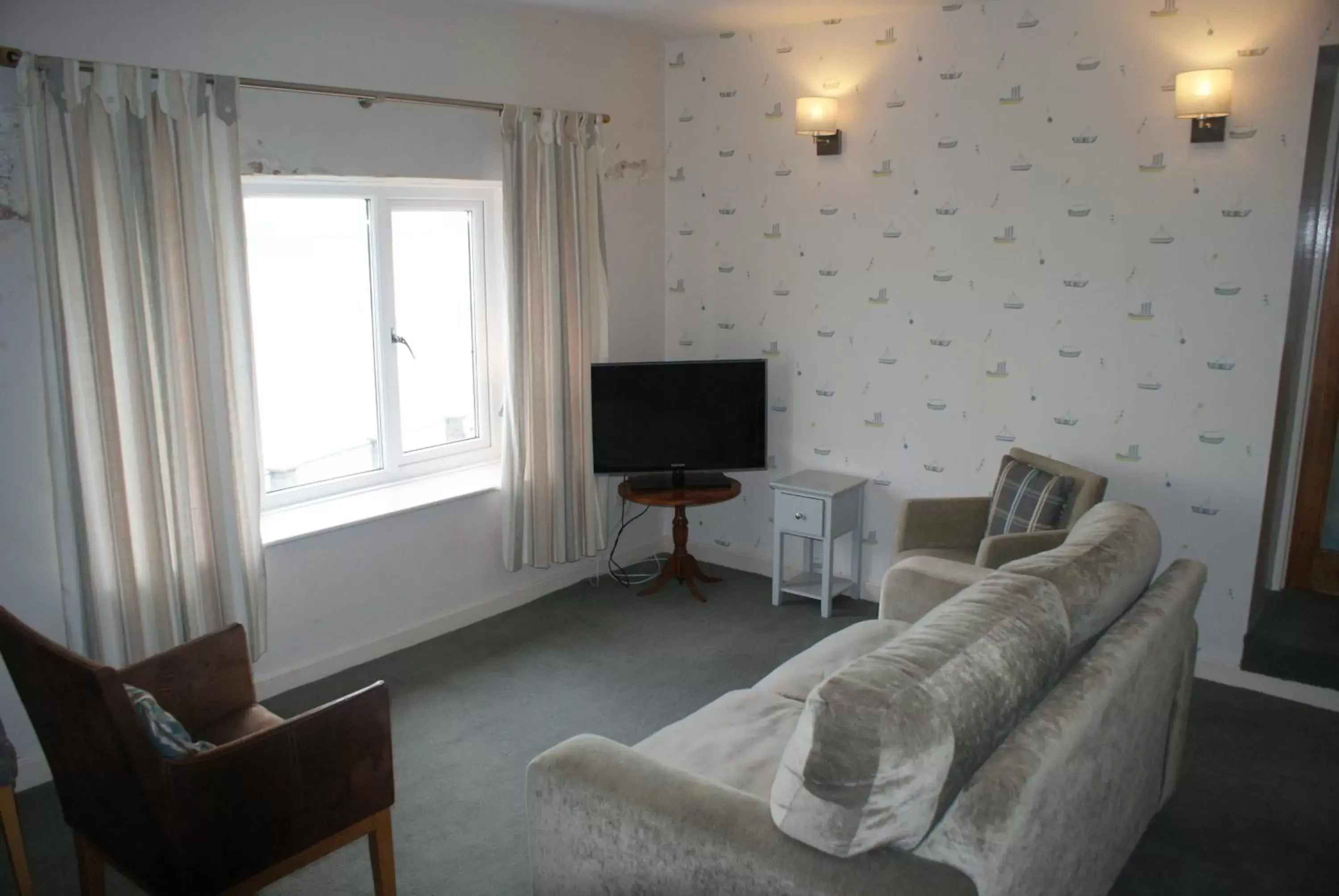 Living room, Seating Area in Ferry House Inn