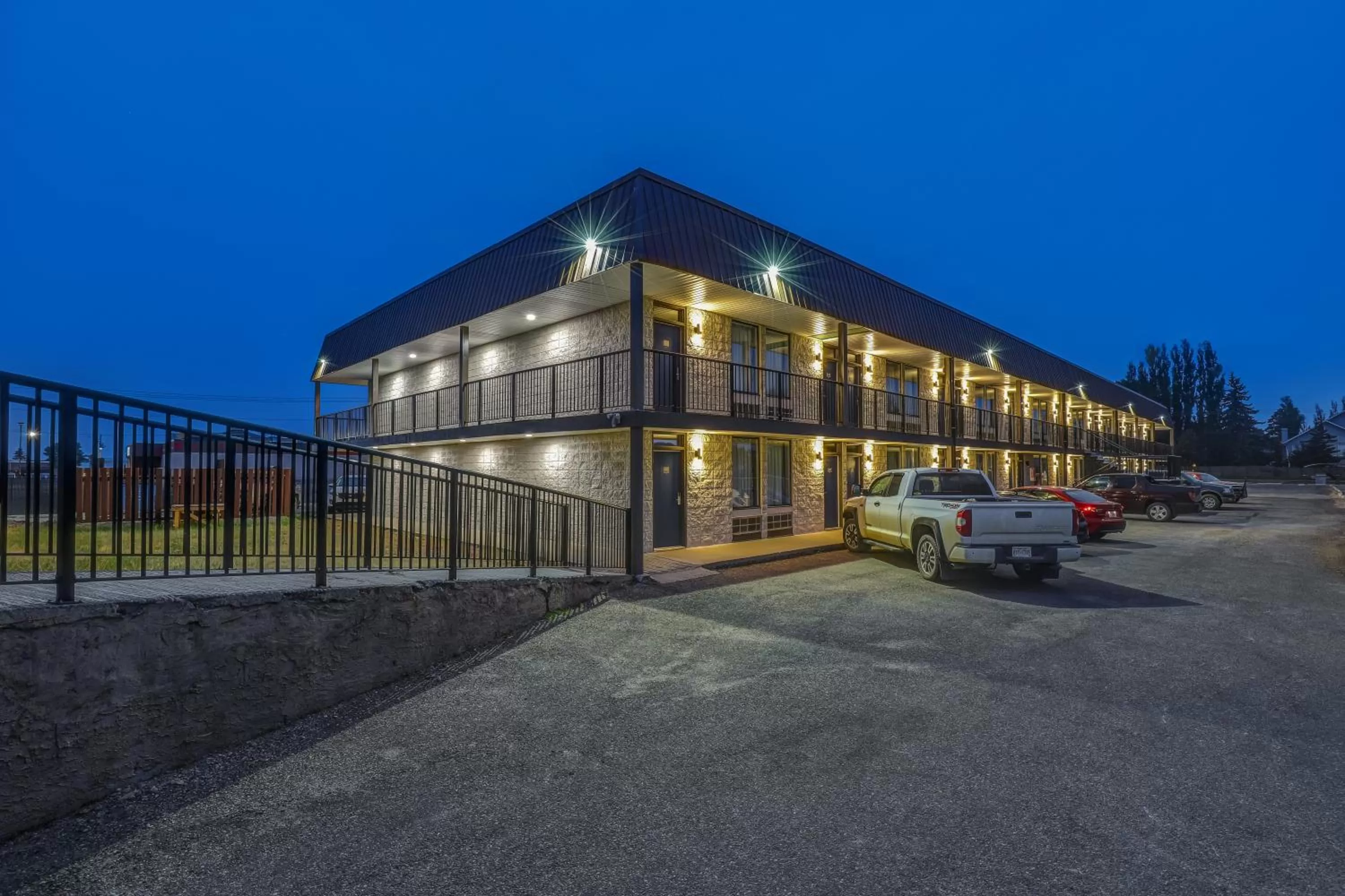 Property building in Motel 6 Brooks AB