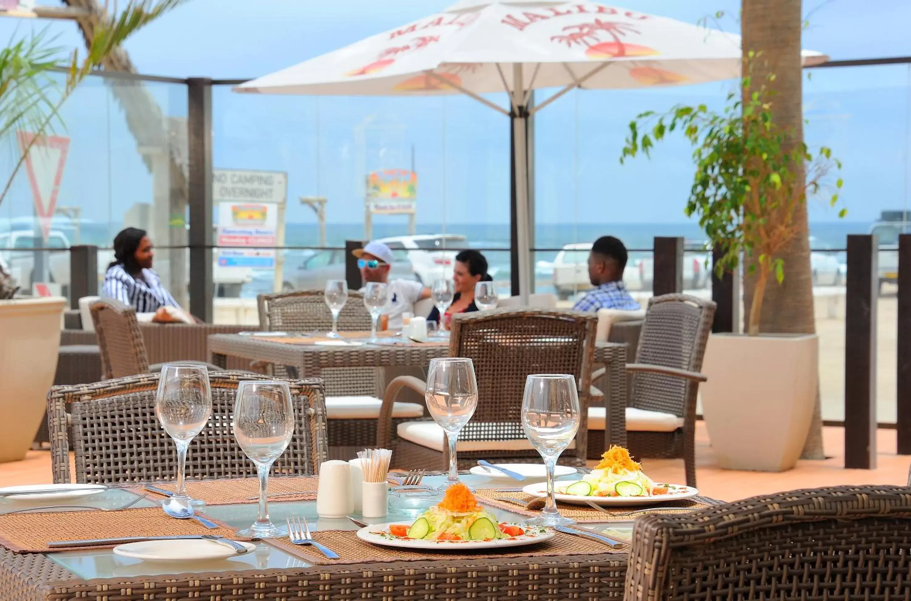 Restaurant/Places to Eat in Beach Hotel Swakopmund