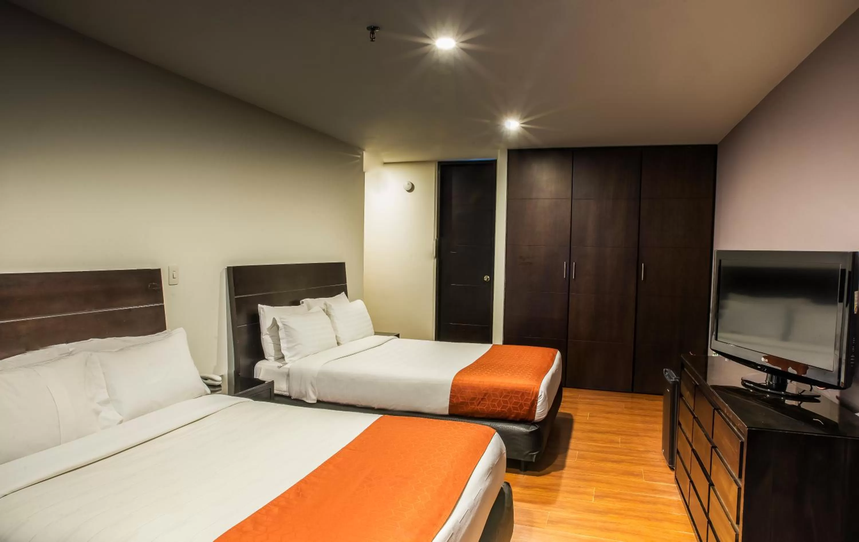 Bed in Hotel Santa Barbara Real