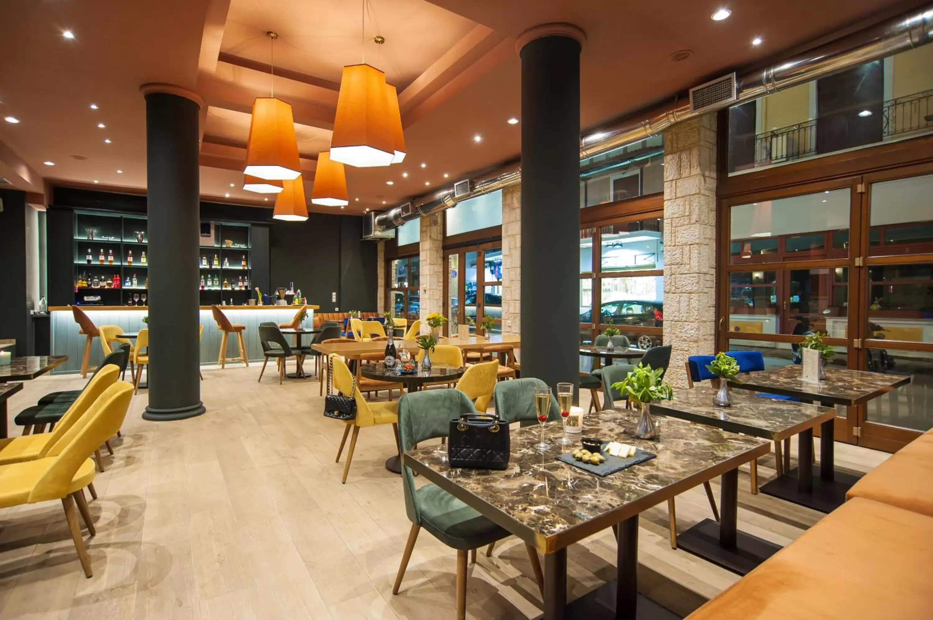 Lounge or bar, Restaurant/Places to Eat in Parnassos Delphi Hotel