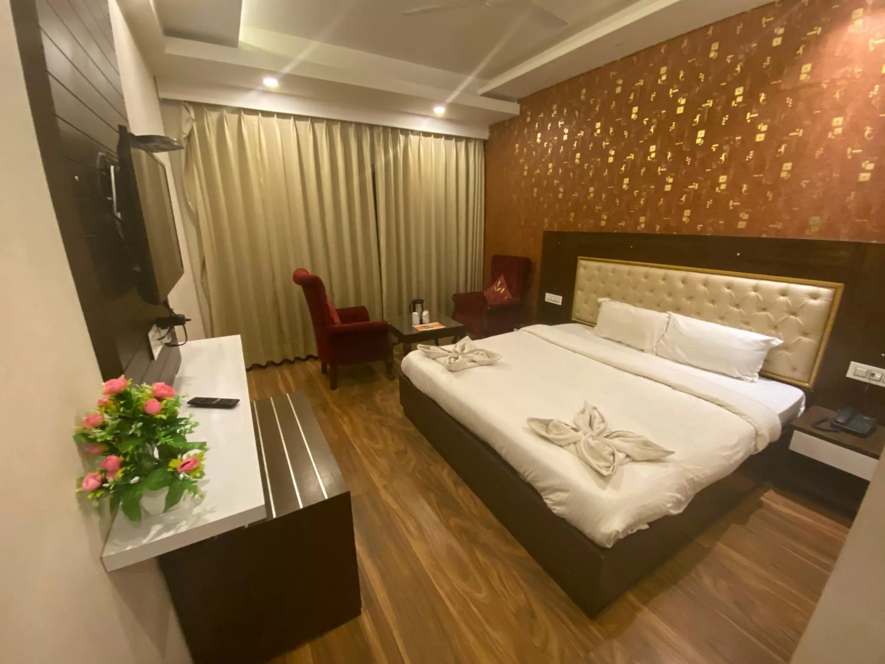 Bed in Hotel Ambika Resort Manali