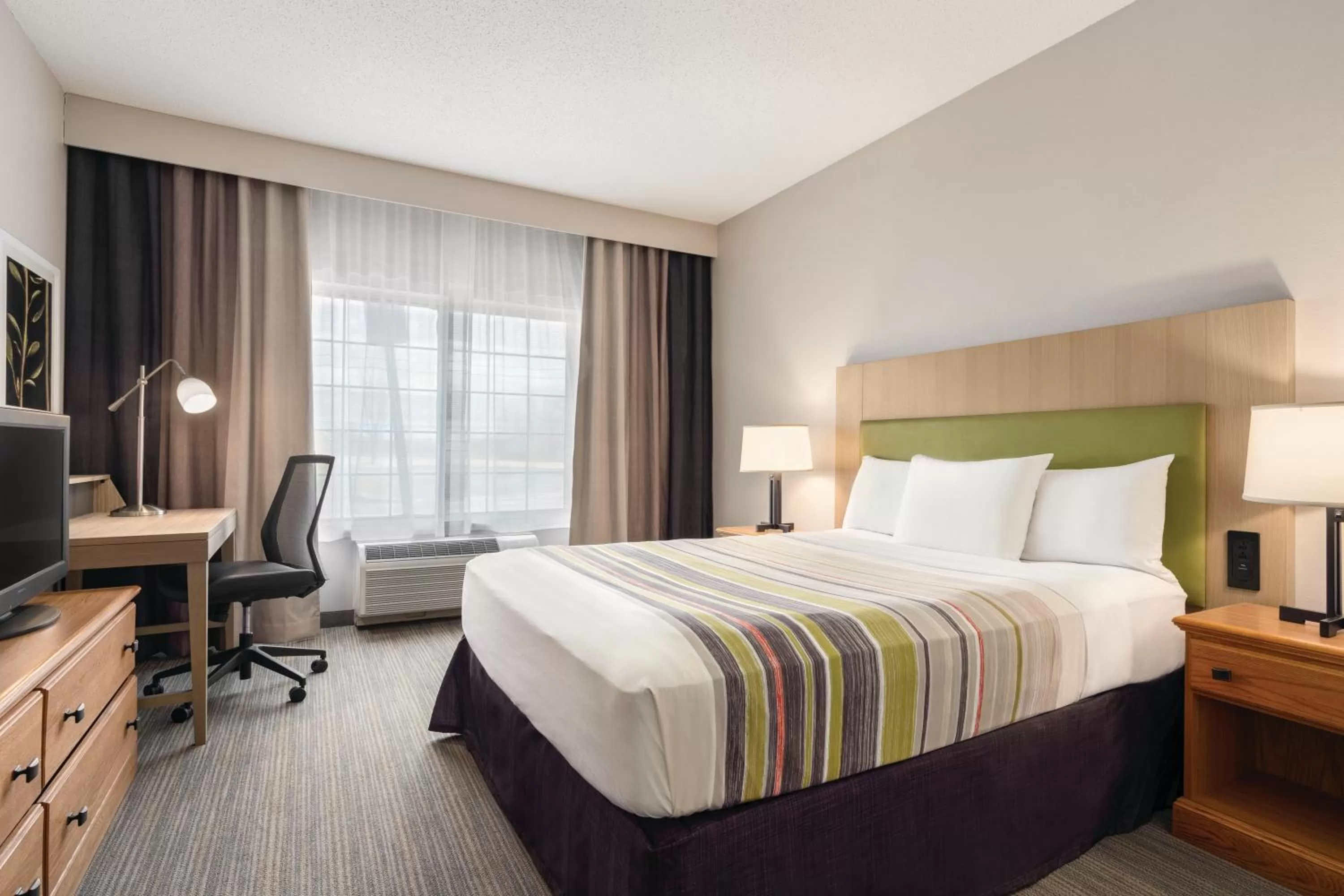 Country Inn & Suites by Radisson, Big Flats (Elmira), NY