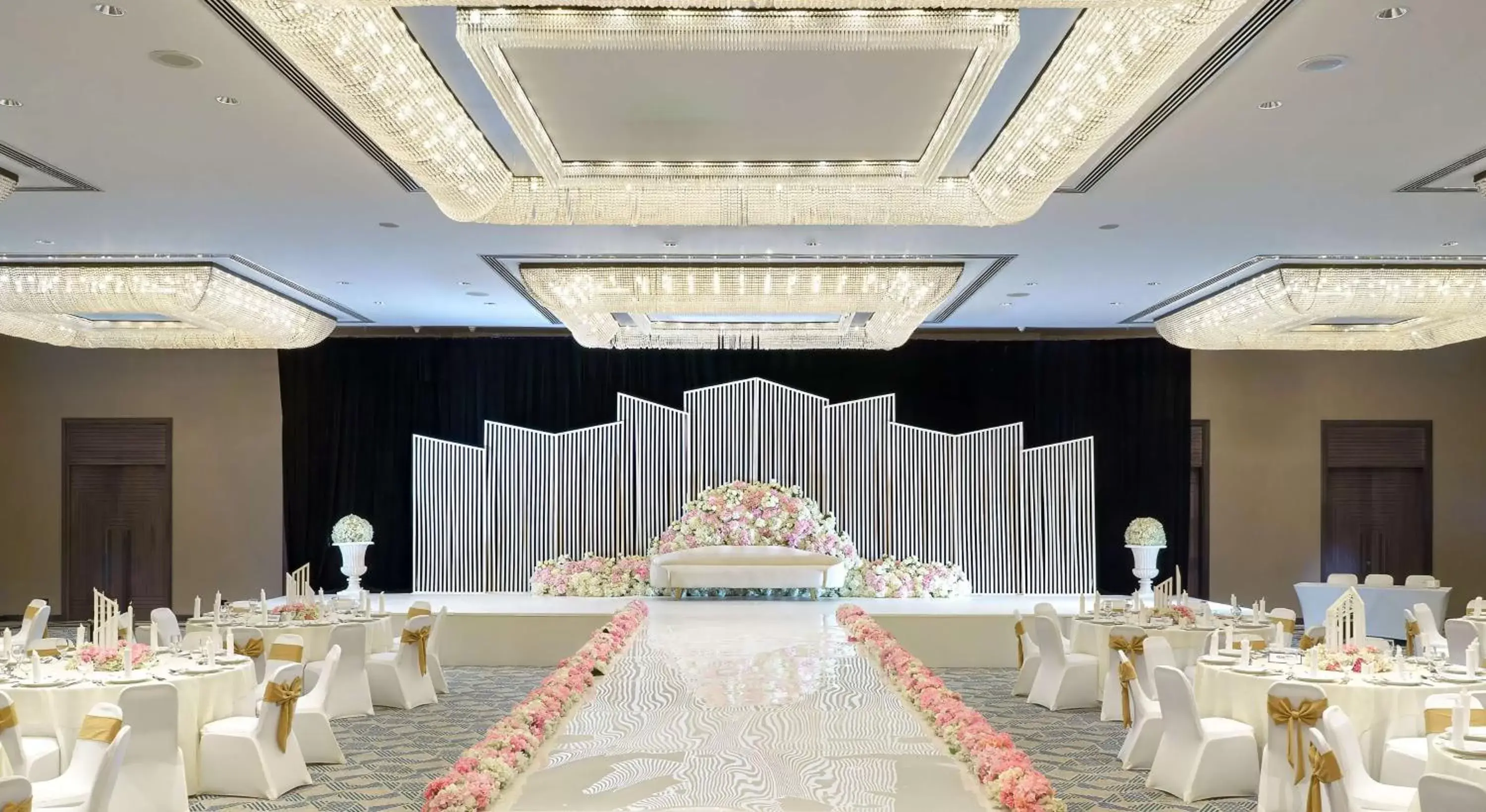 Banquet/Function facilities, Banquet Facilities in Radisson Blu Hotel & Resort, Abu Dhabi Corniche