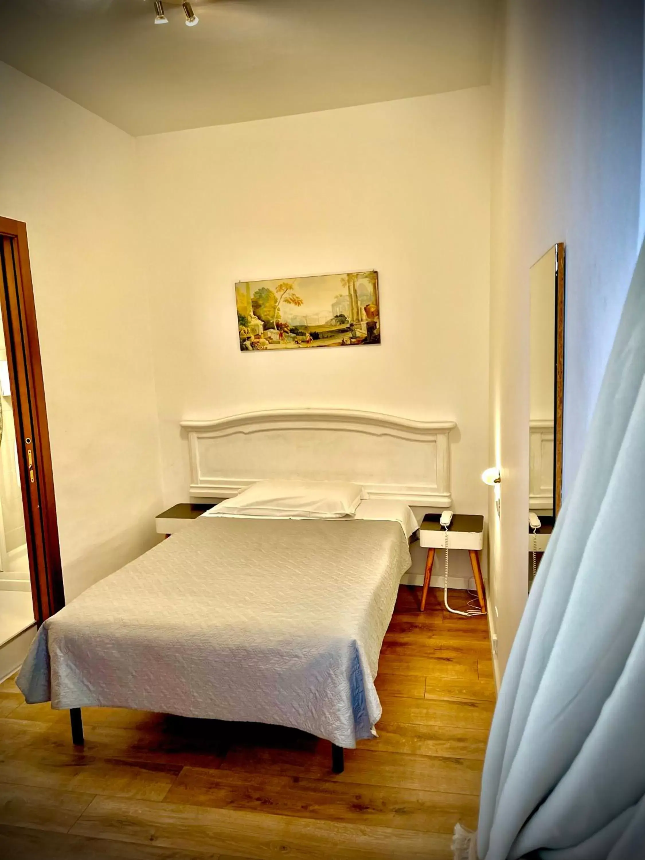 Bed in Hotel S. Ercolano