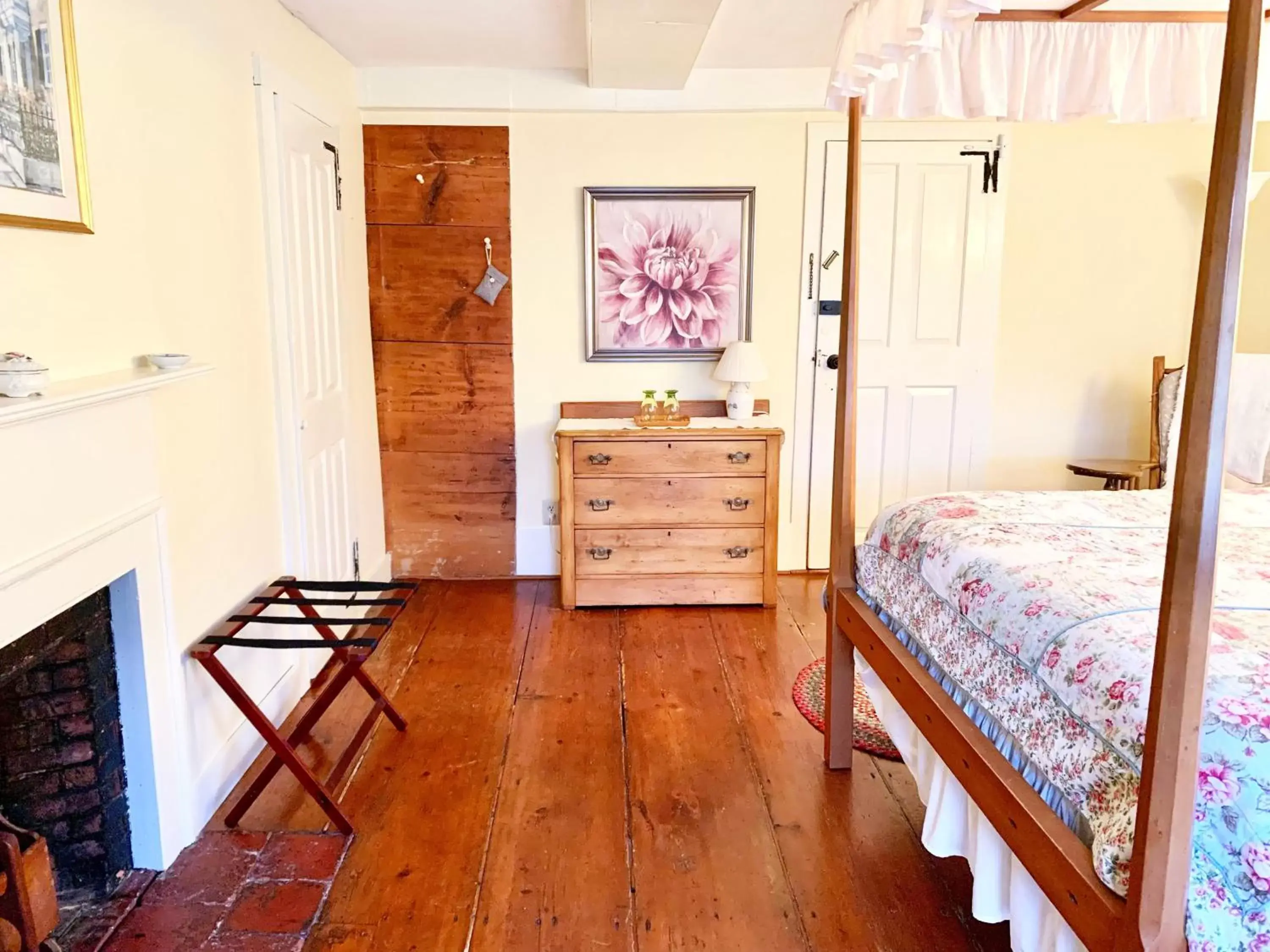 Bedroom, Bed in Franklyn Farm Inn