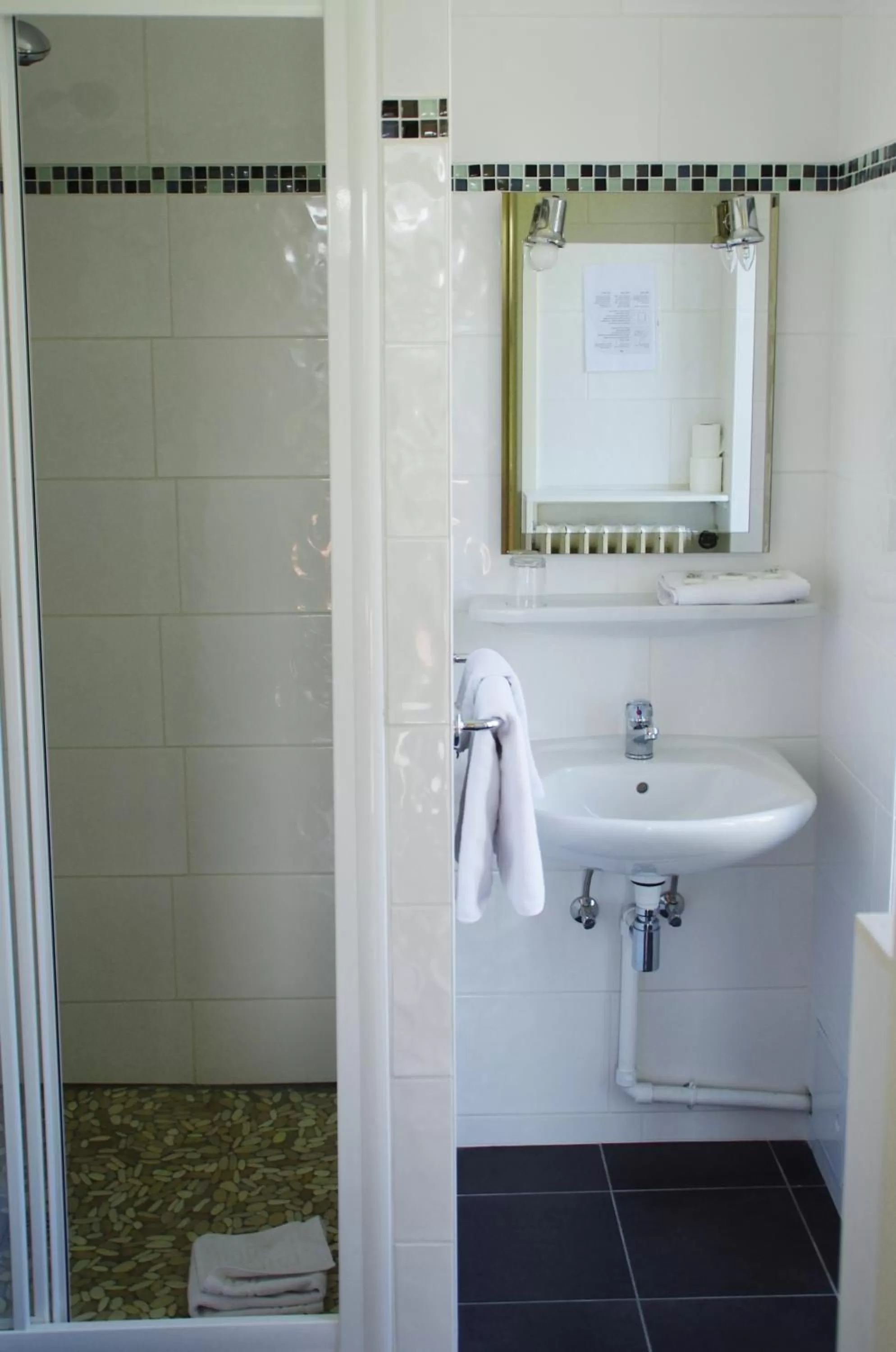 Bathroom in Hotel Esplanade