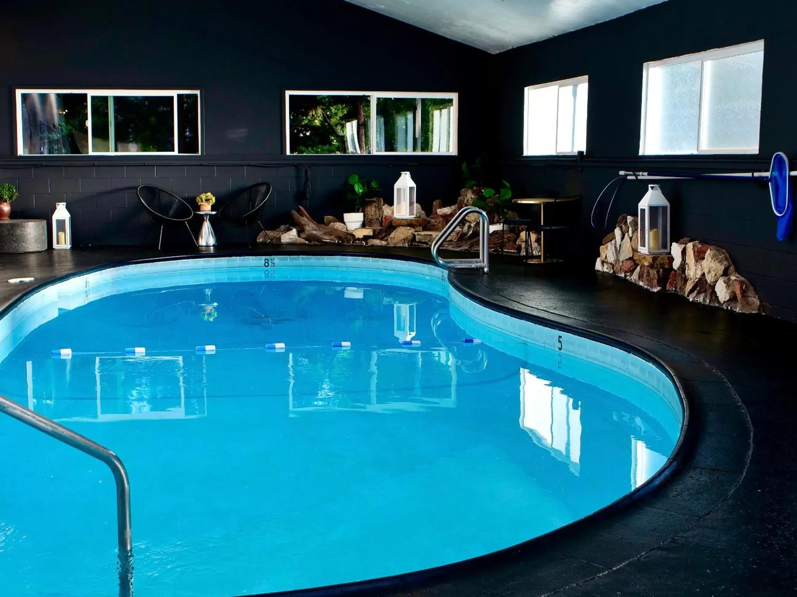 Swimming Pool in Sierra Blue Hotel & Swim Club