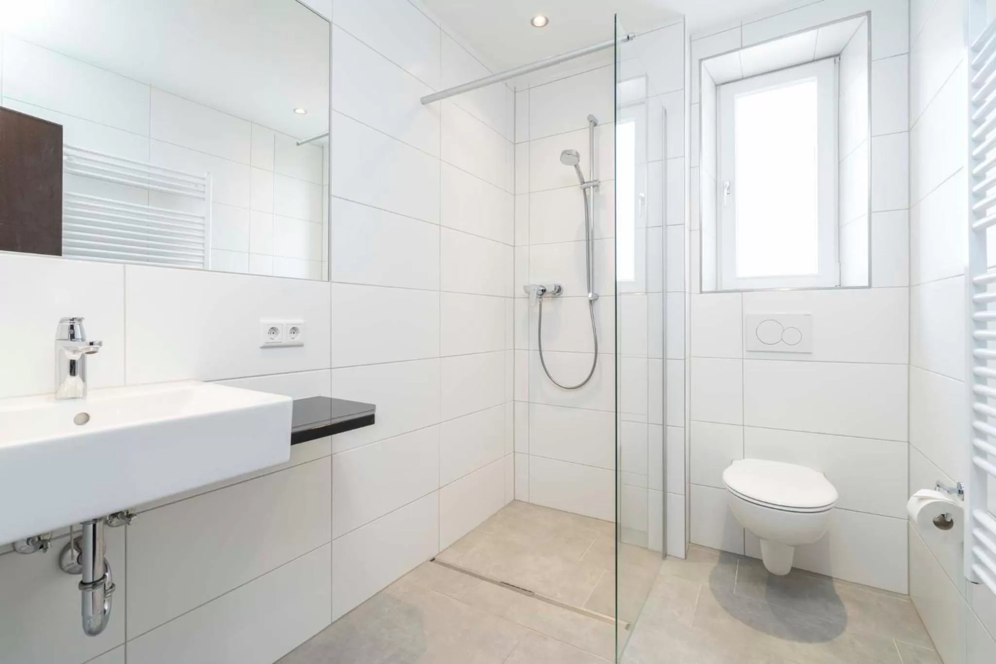 Bathroom in Hotel National