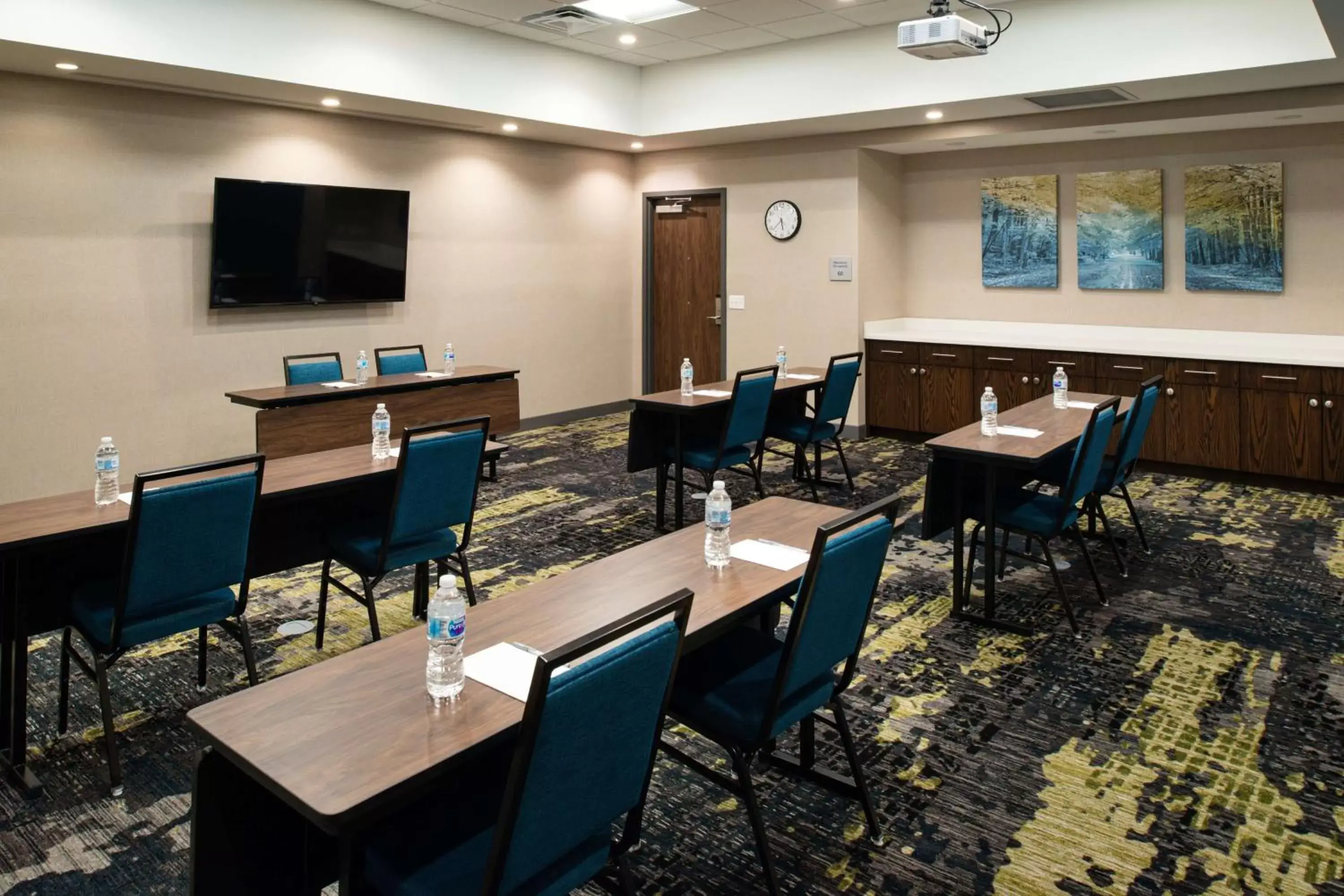 Meeting/conference room, Restaurant/Places to Eat in Hampton Inn & Suites Adrian, Mi