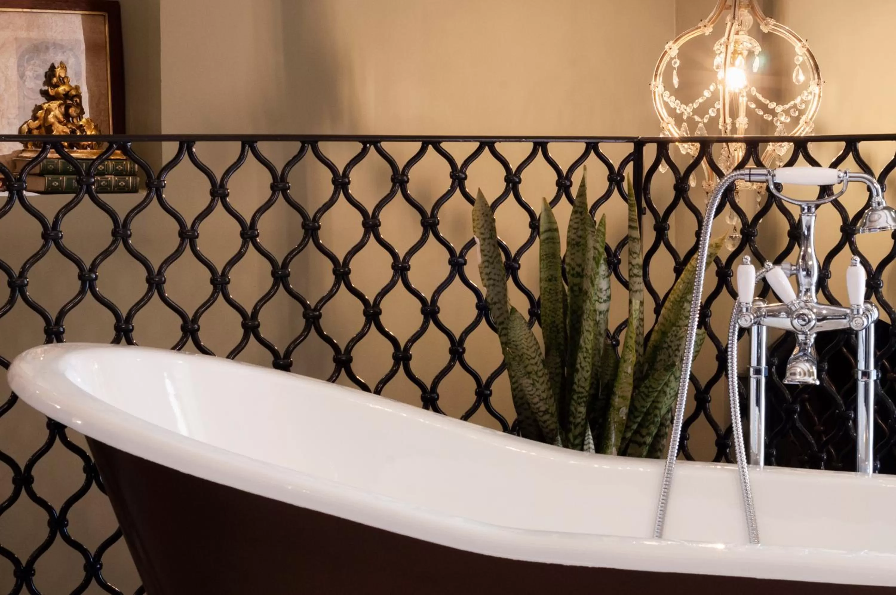 Bathroom in The Coleridge Boutique Hotel In Valletta