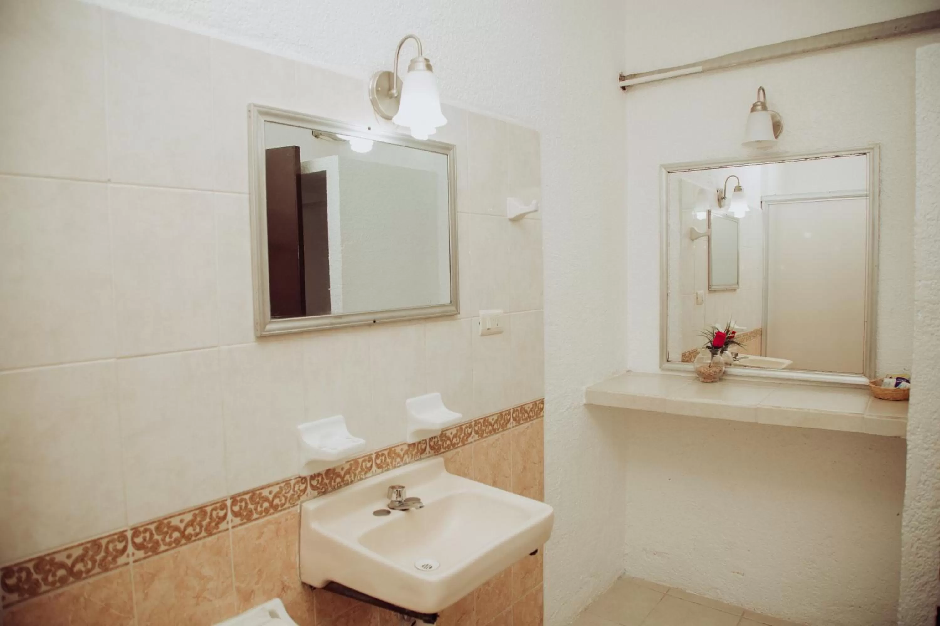 Bathroom in Hotel Cervantino