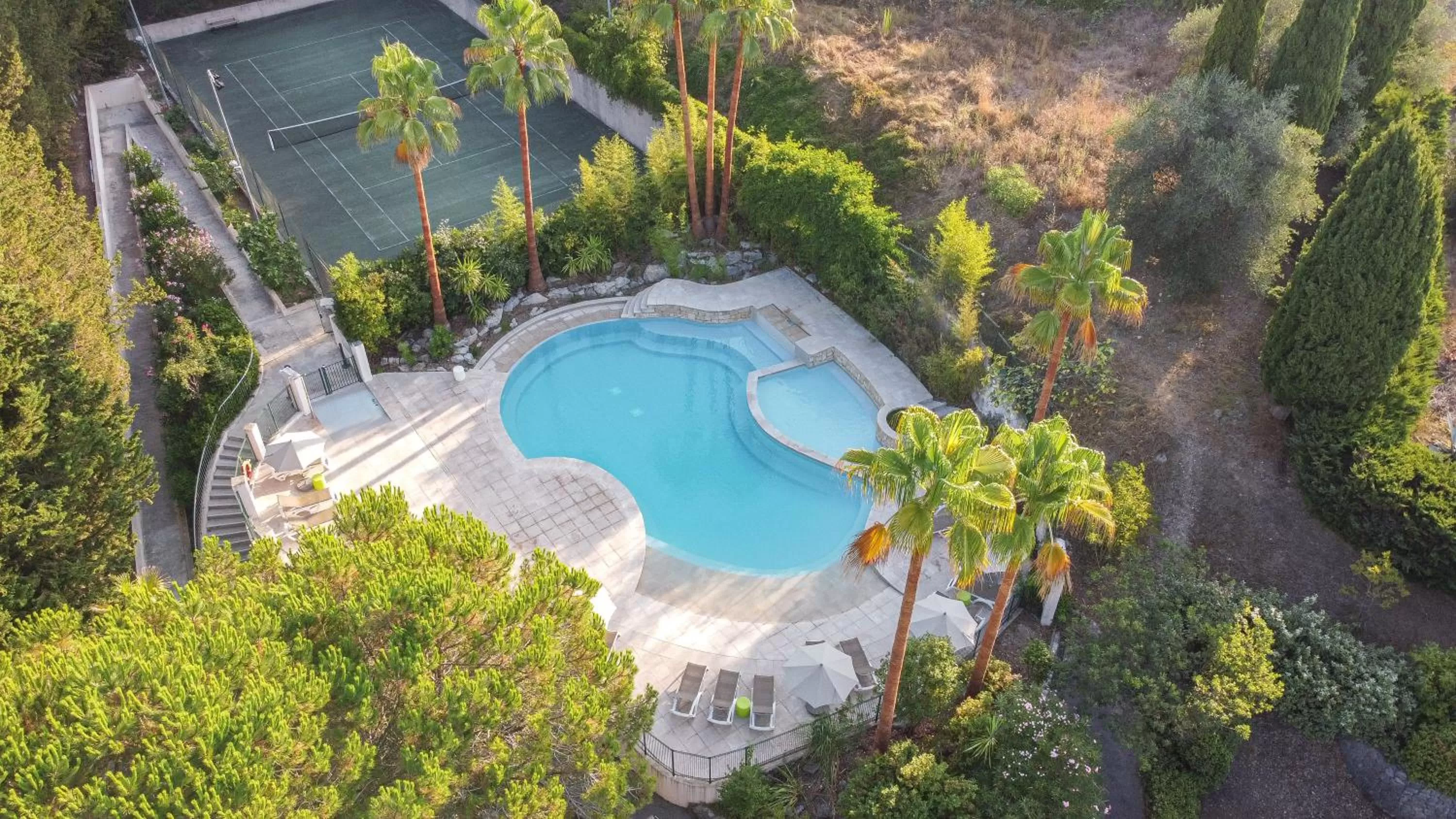 Swimming pool, Pool View in Domaine de La Tour Carrée