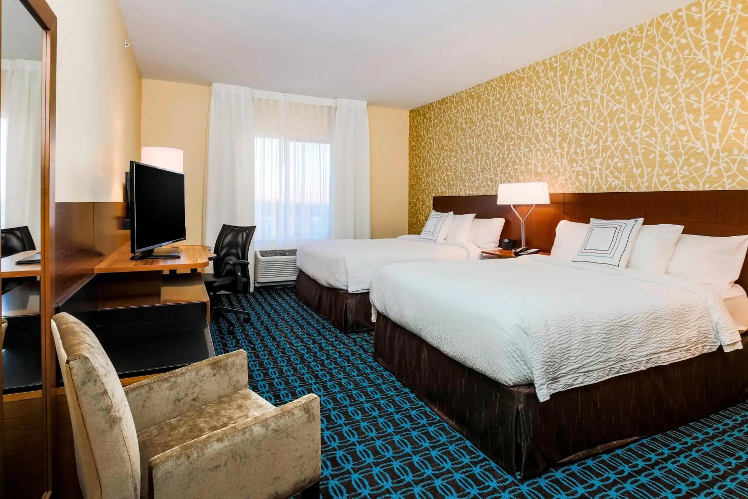 Photo of the whole room, Bed in Fairfield Inn & Suites by Marriott Pecos