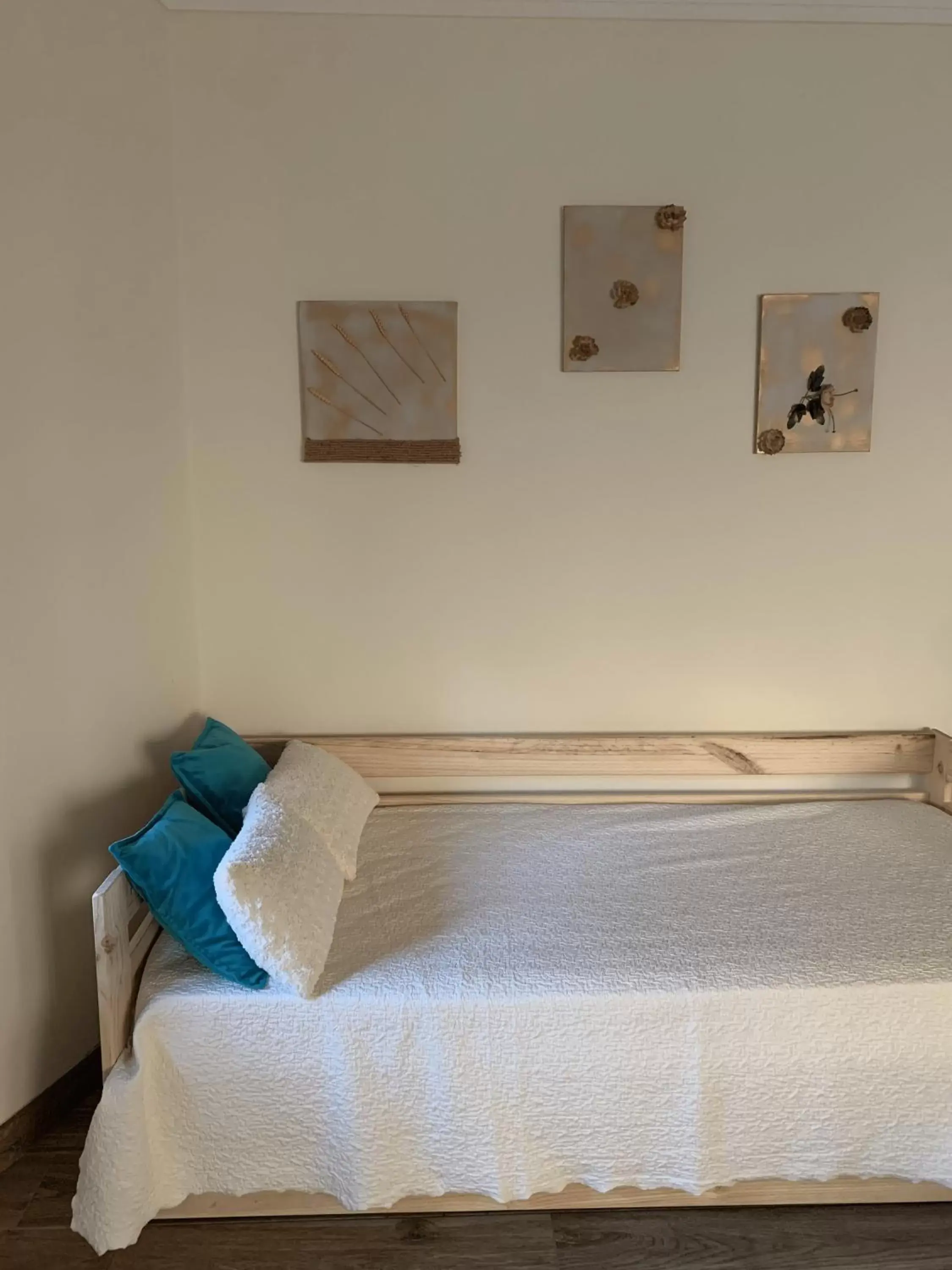 Bedroom, Bed in Deluxe Studio com terraço e varanda privada - 'Casinha da Amoreira' Guesthouse