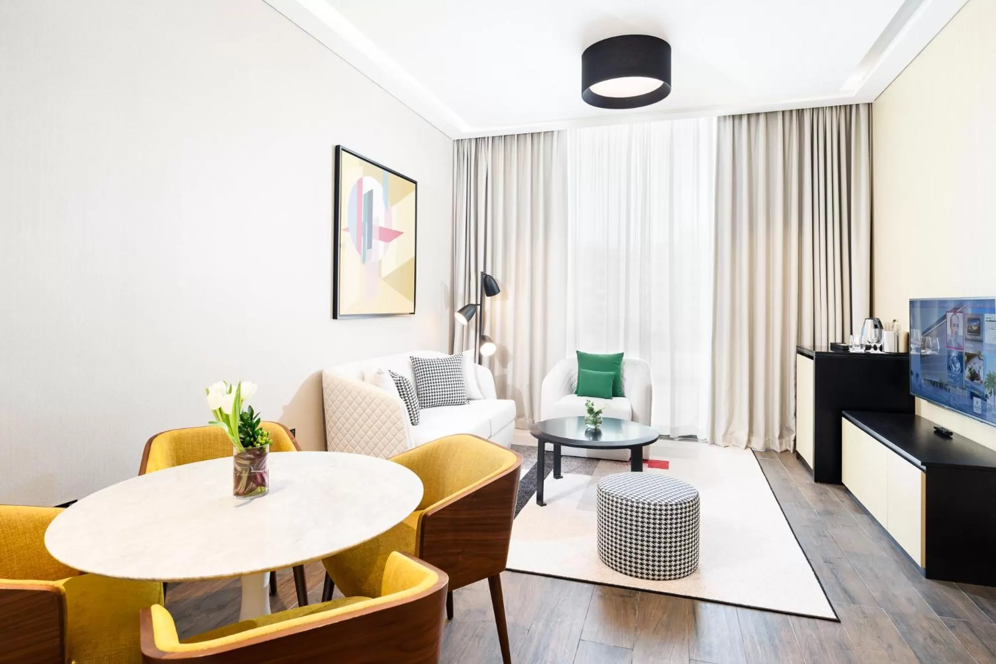 Living room in Millennium Al Barsha