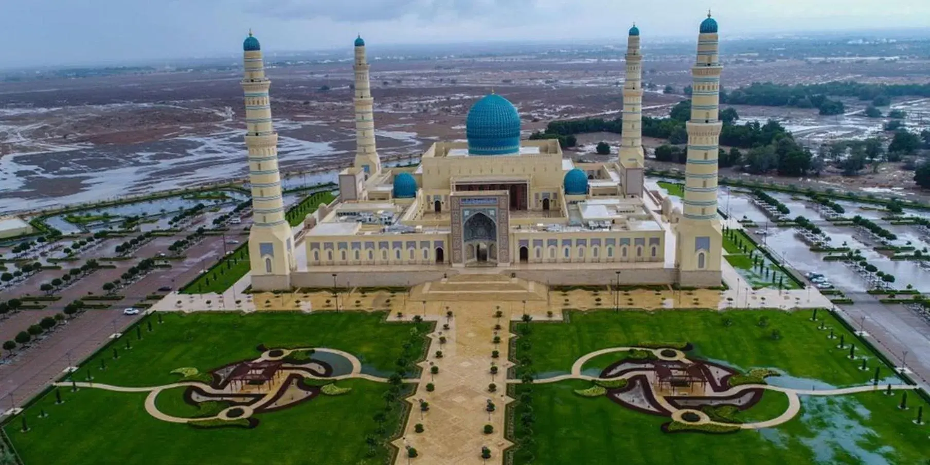 Nearby landmark, Bird's-eye View in Crowne Plaza Sohar, an IHG Hotel