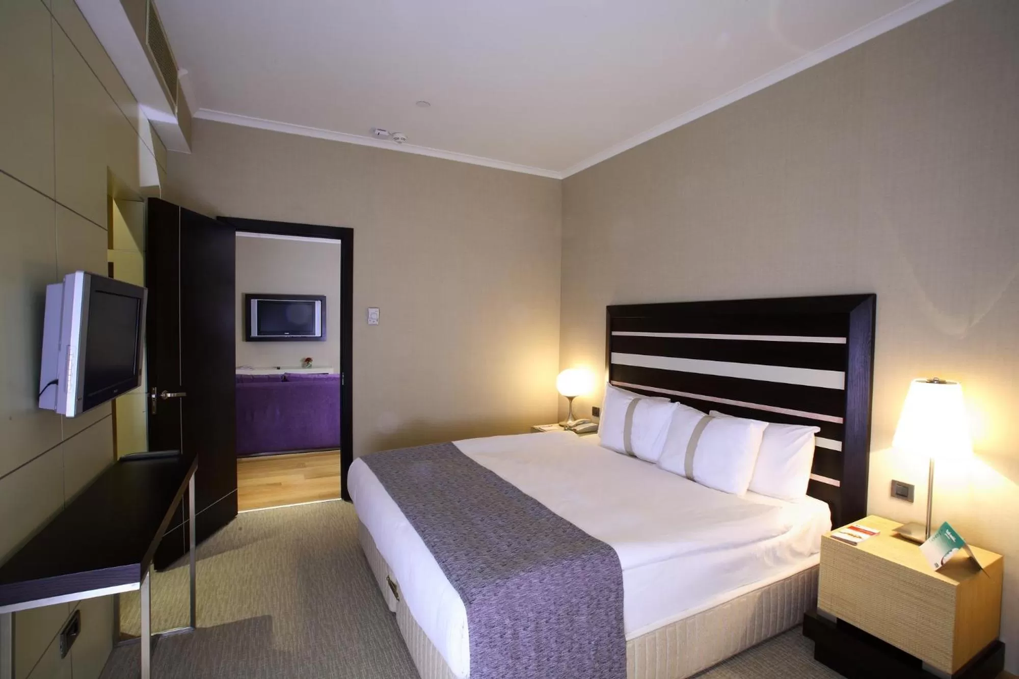 Bedroom in Nova Plaza Prime Hotel