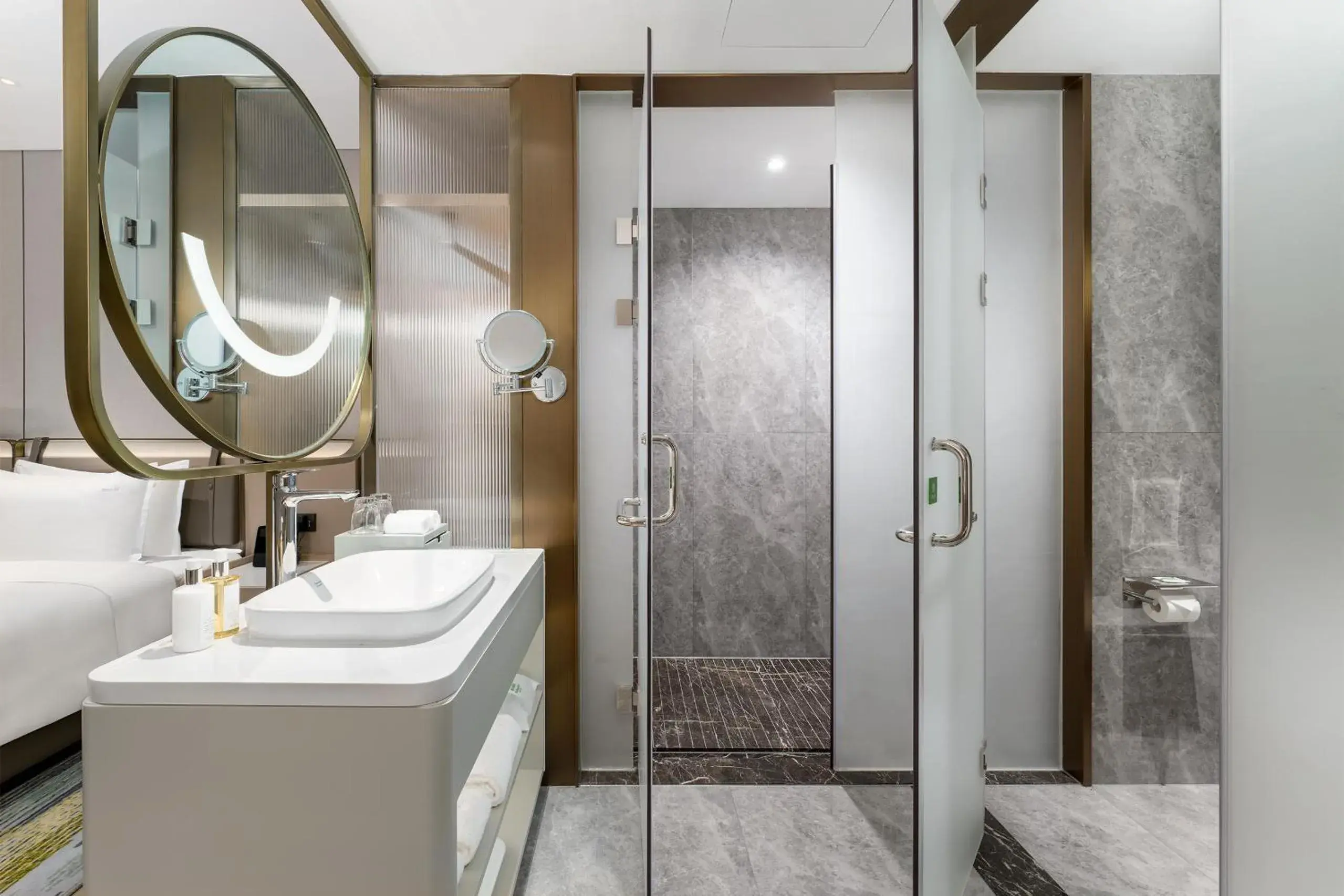 Shower, Bathroom in Holiday Inn Changsha Malanshan, an IHG Hotel
