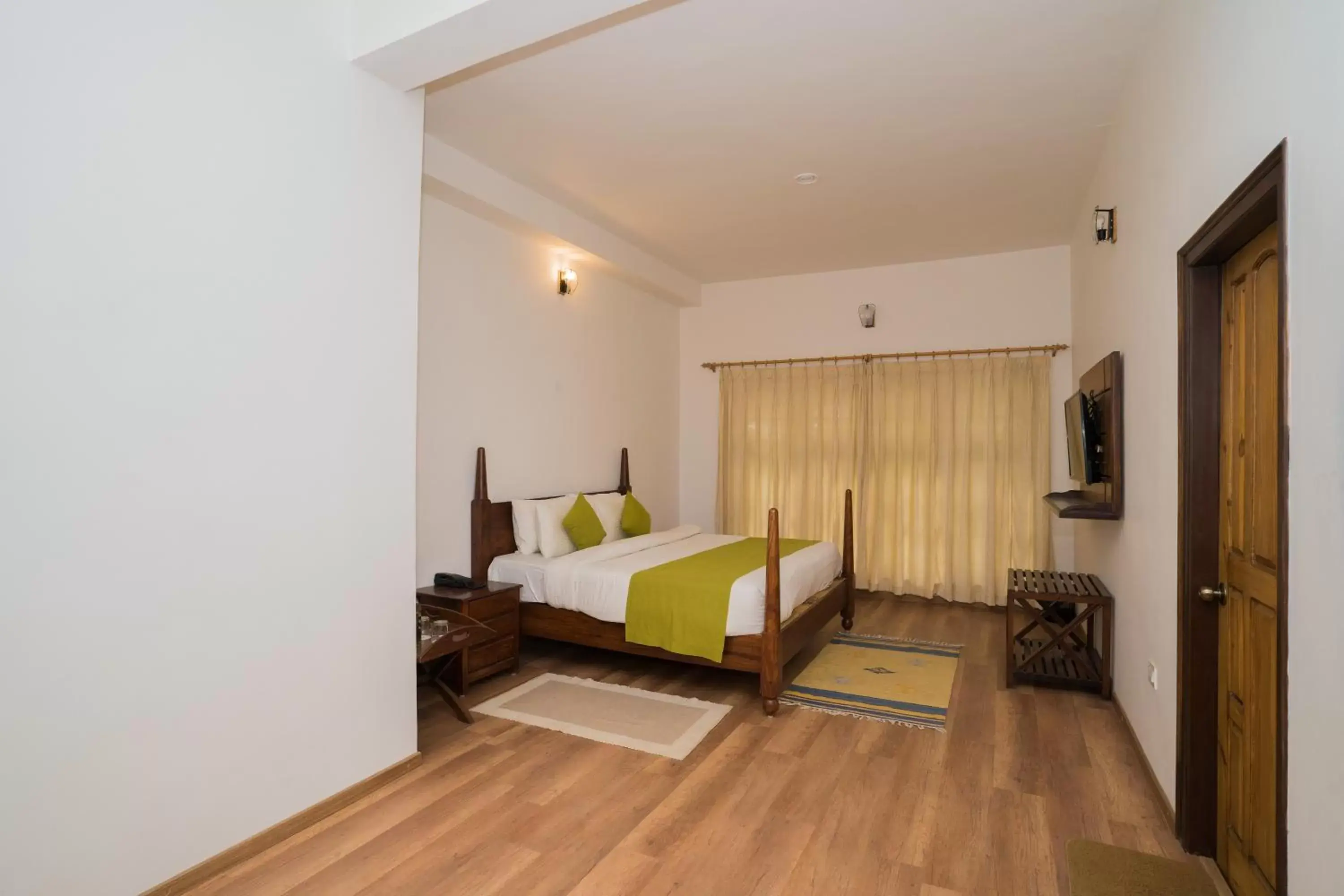 Bed in Bhikampur Lodge By Howard Bed in Bhikampur Lodge By Howard