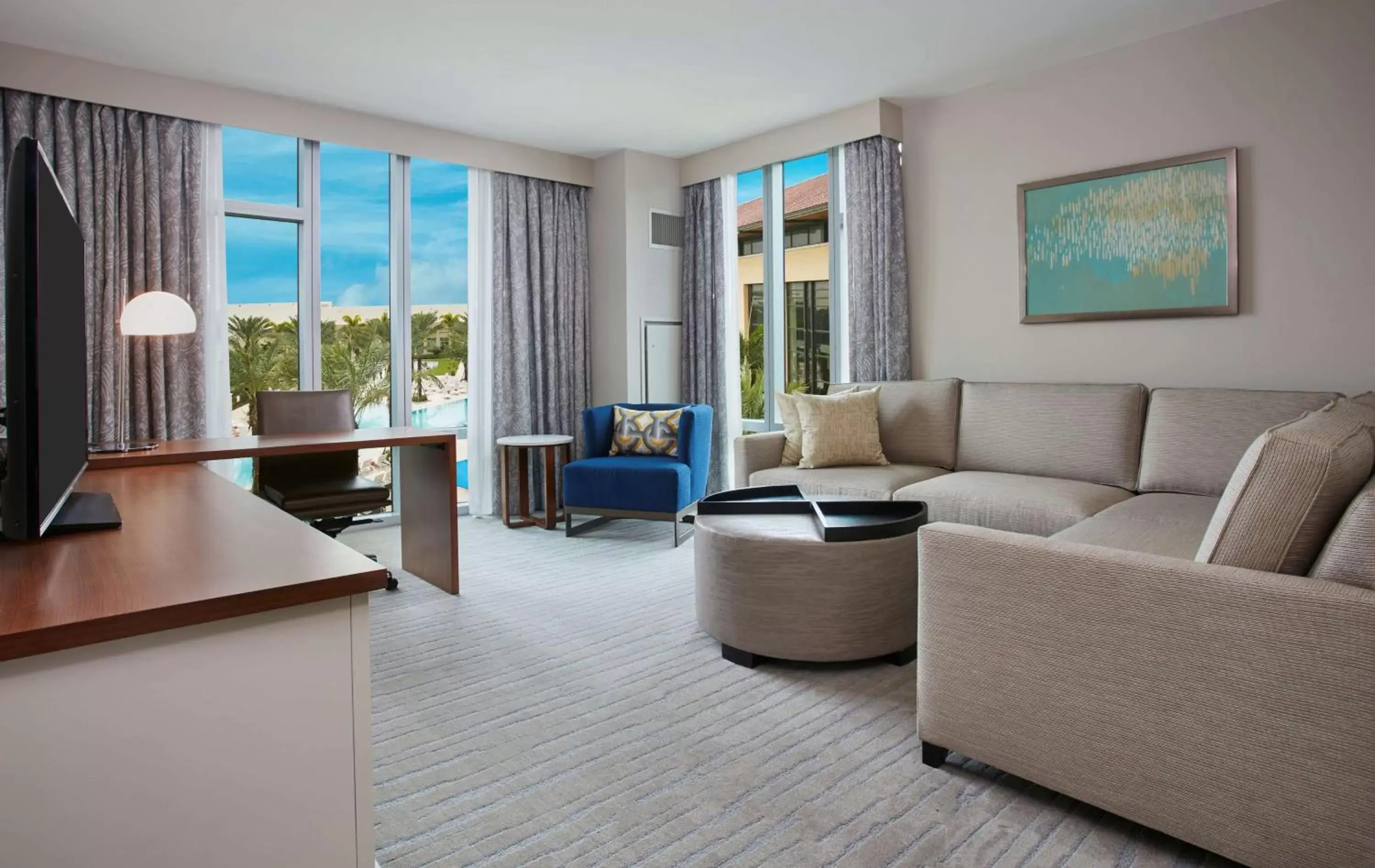 Bedroom, Seating Area in Hilton West Palm Beach