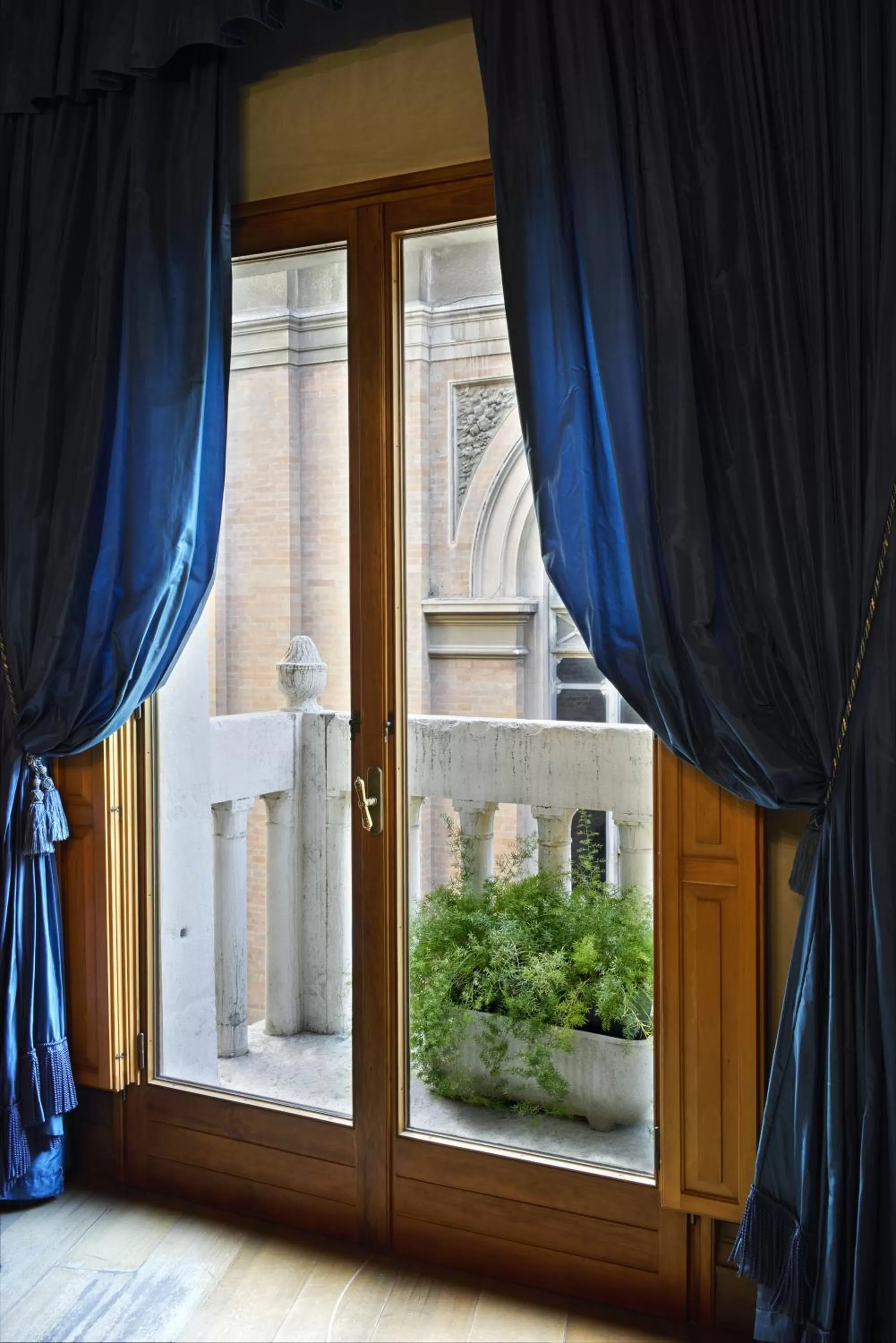 Communal lounge/ TV room in Albergo Cappello