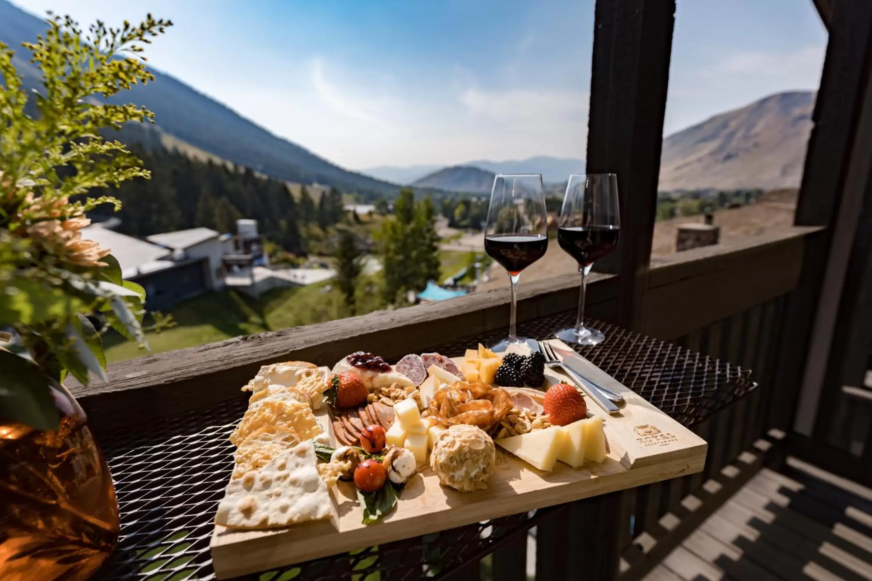 Balcony/Terrace, Mountain View in Snow King Resort