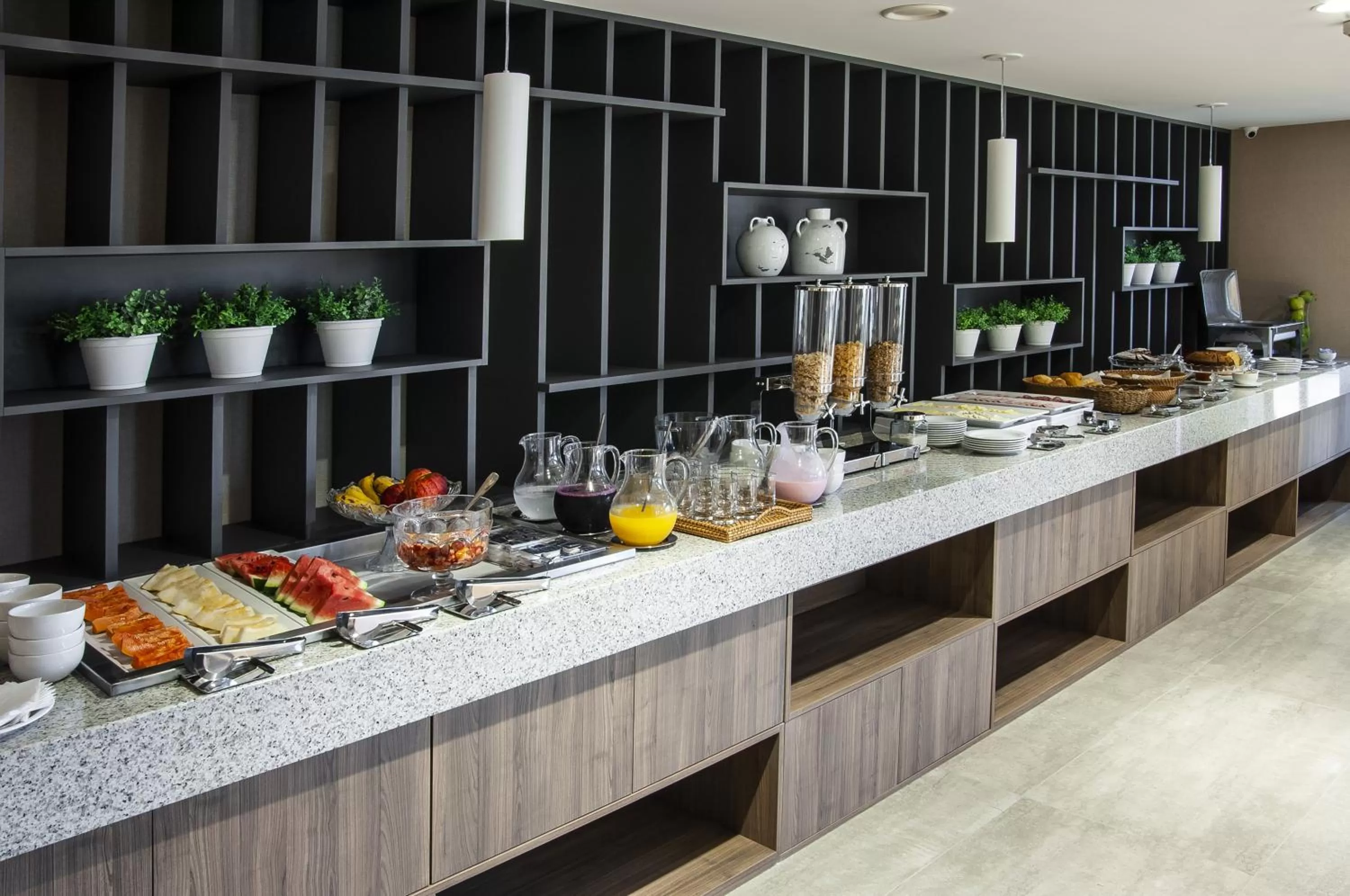 Breakfast in Holiday Inn Express - Farroupilha, um Hotel IHG