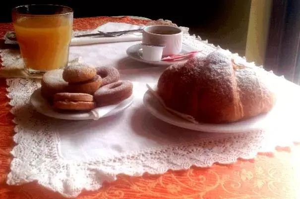 Breakfast in Bed & Breakfast La Villetta