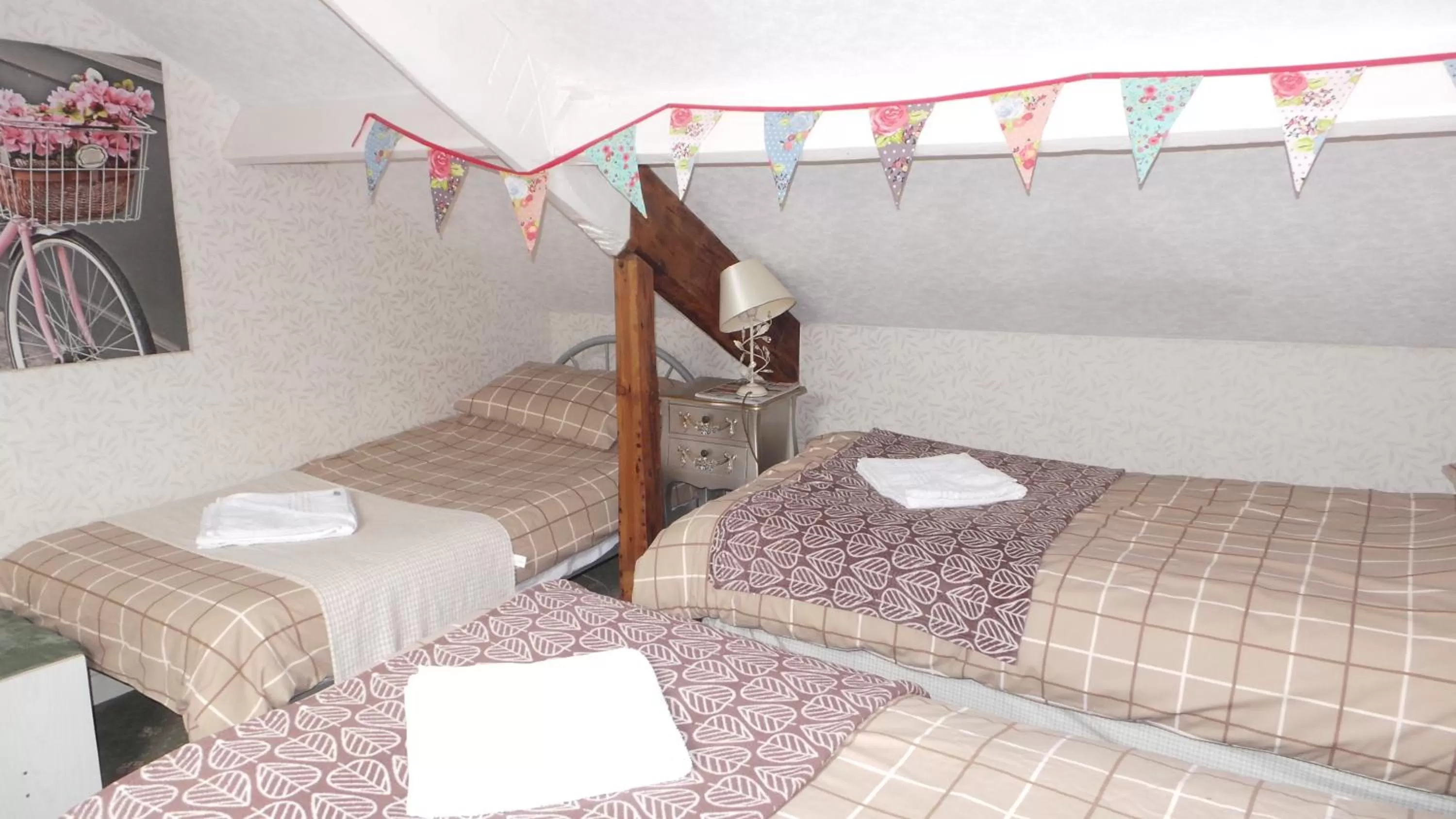 Triple Room with Private Bathroom in Tynedale Guest House