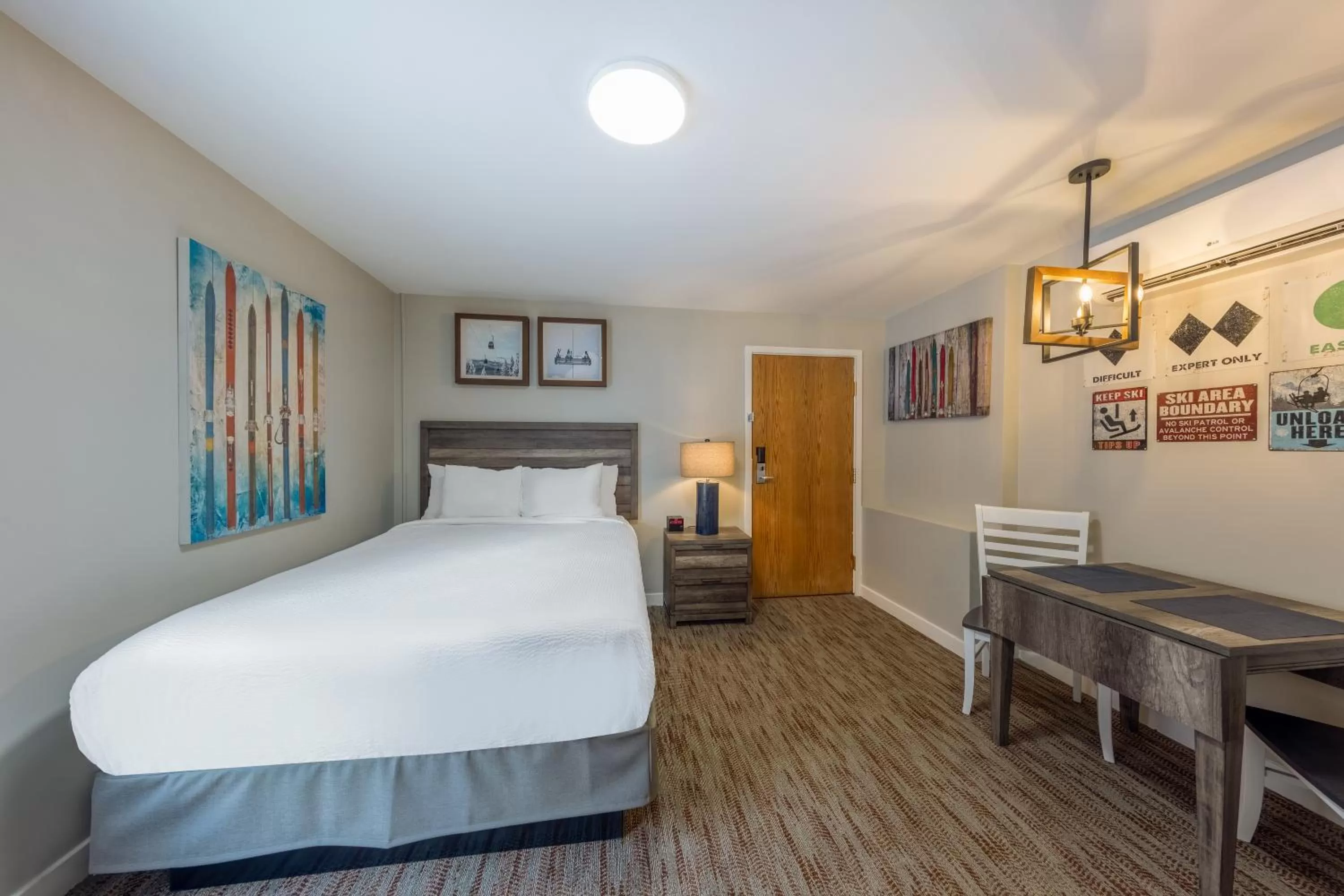 Bed in Park Plaza Resort - Park City, Ascend Collection Hotel