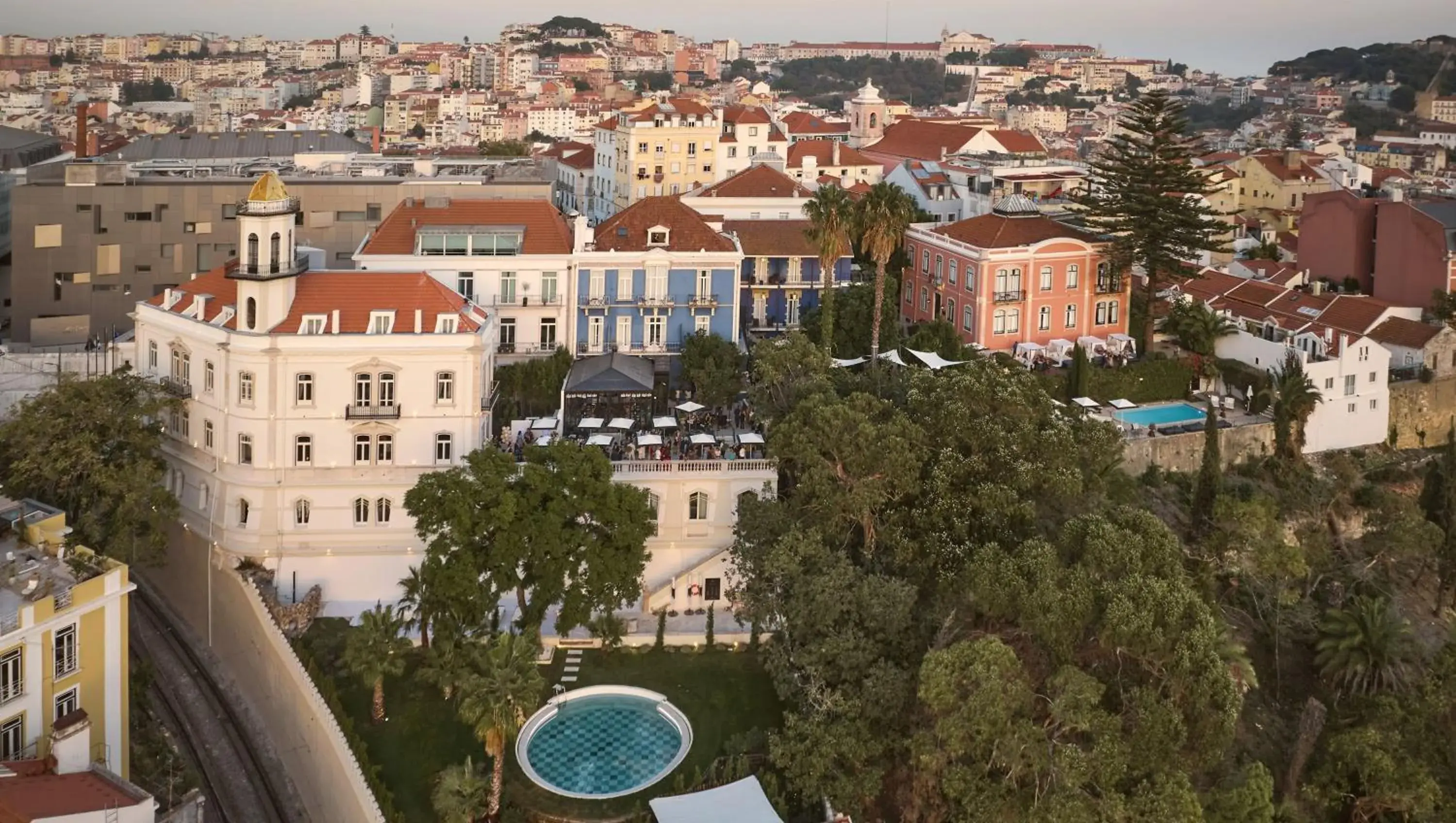 Property building, Bird's-eye View in Torel Palace Lisbon