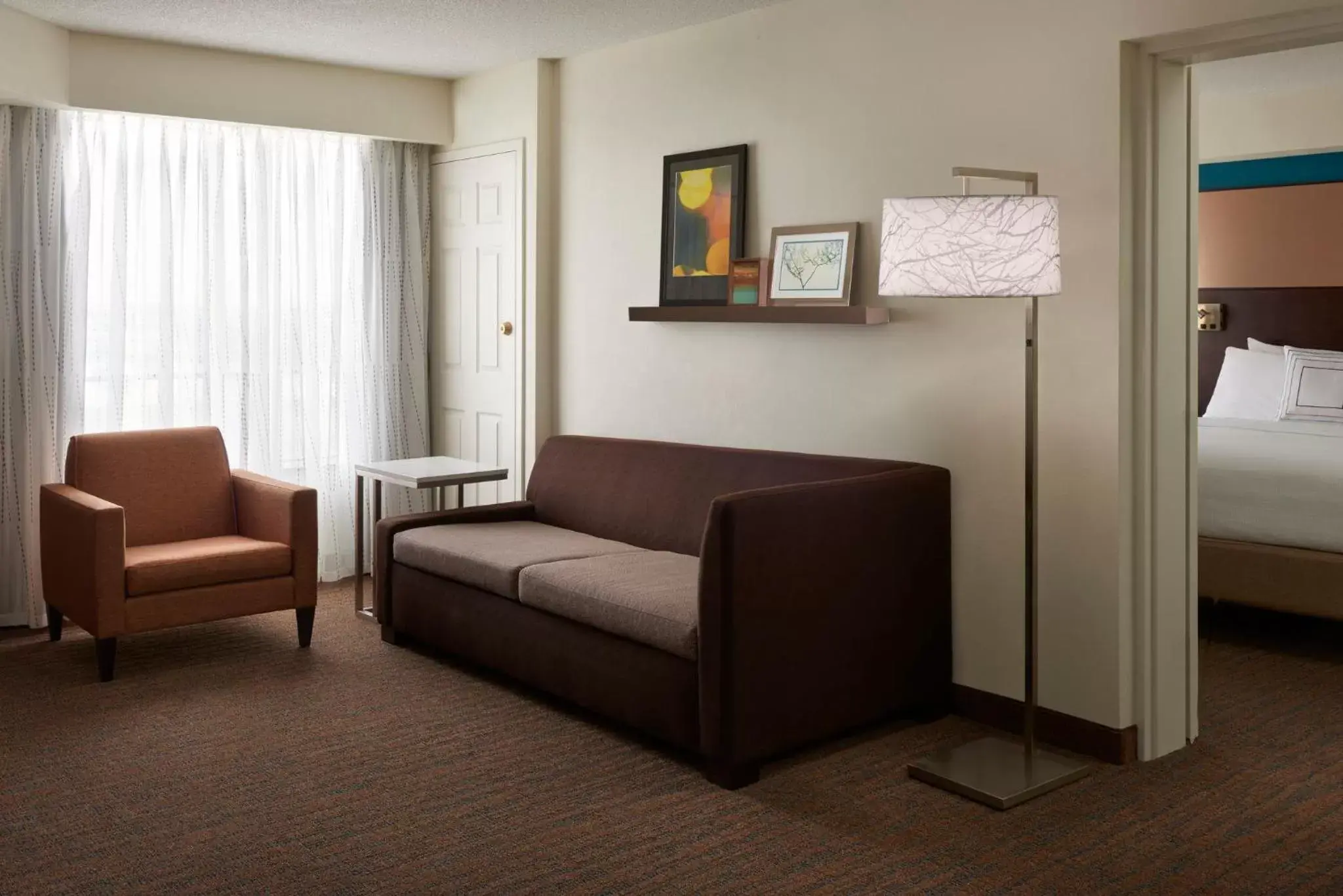 Bedroom, Seating Area in Residence Inn by Marriott Toronto Airport