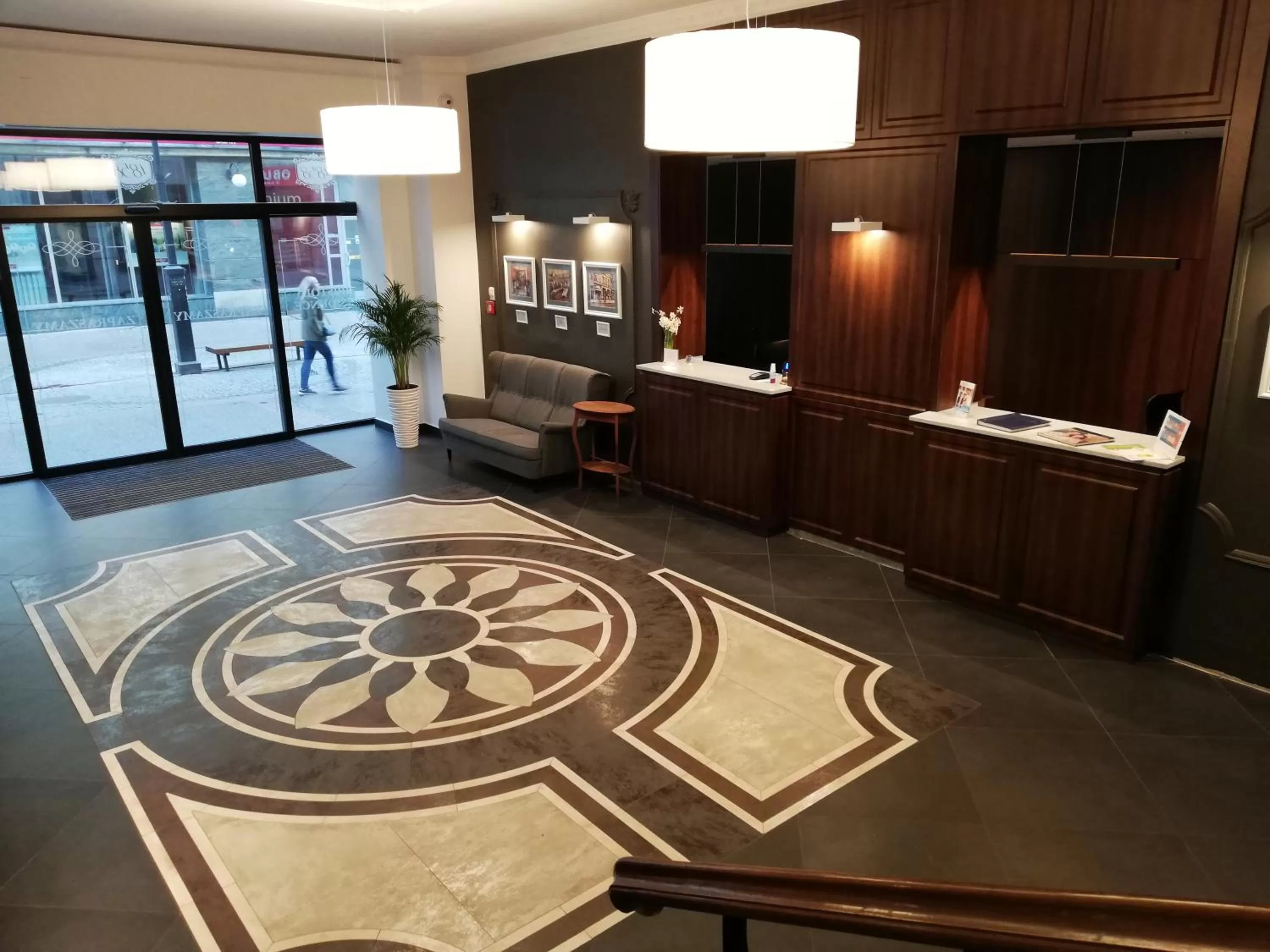 Lobby or reception in Bristol Residence