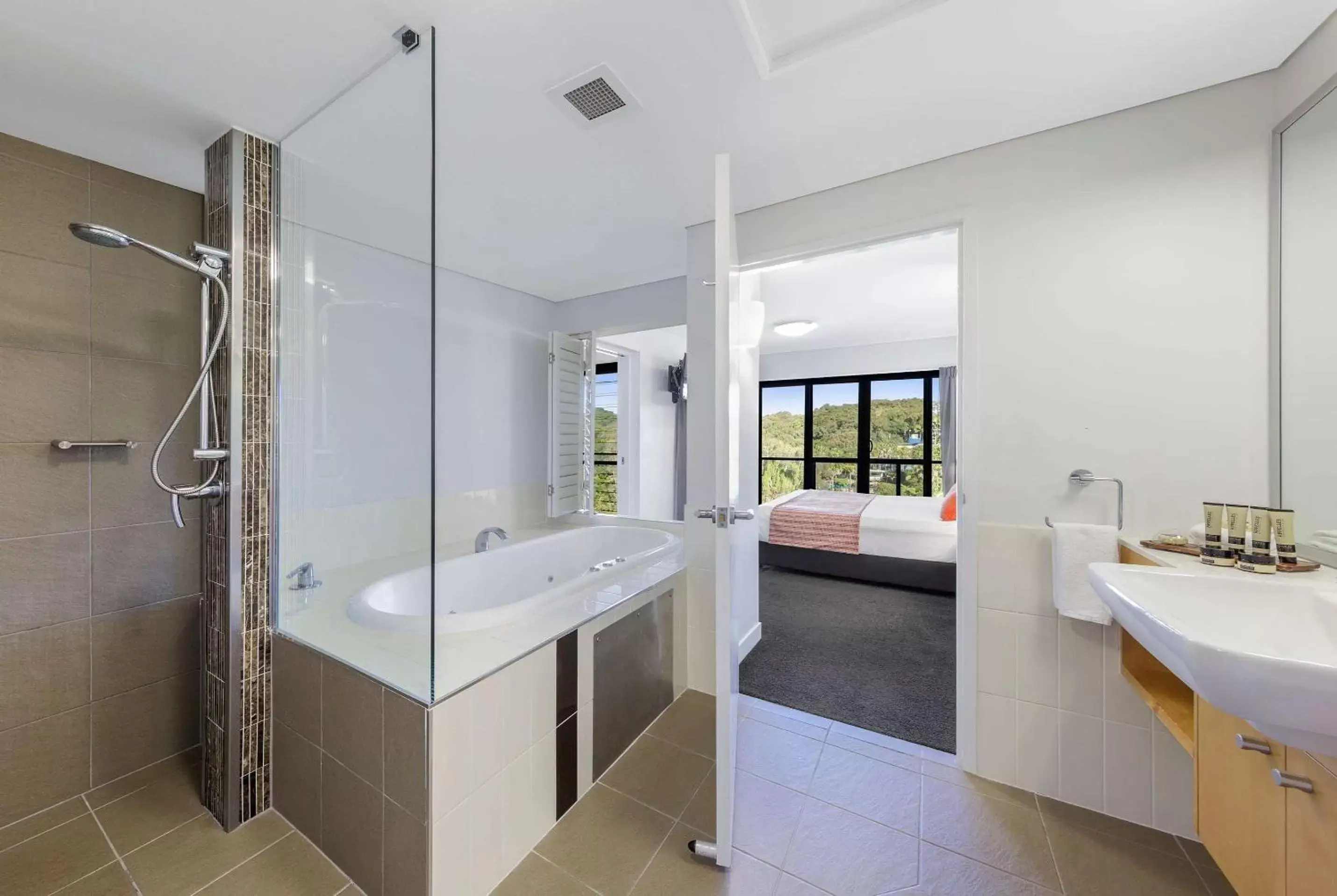 Photo of the whole room, Bathroom in Club Wyndham Coffs Harbour, Trademark Collection by Wyndham