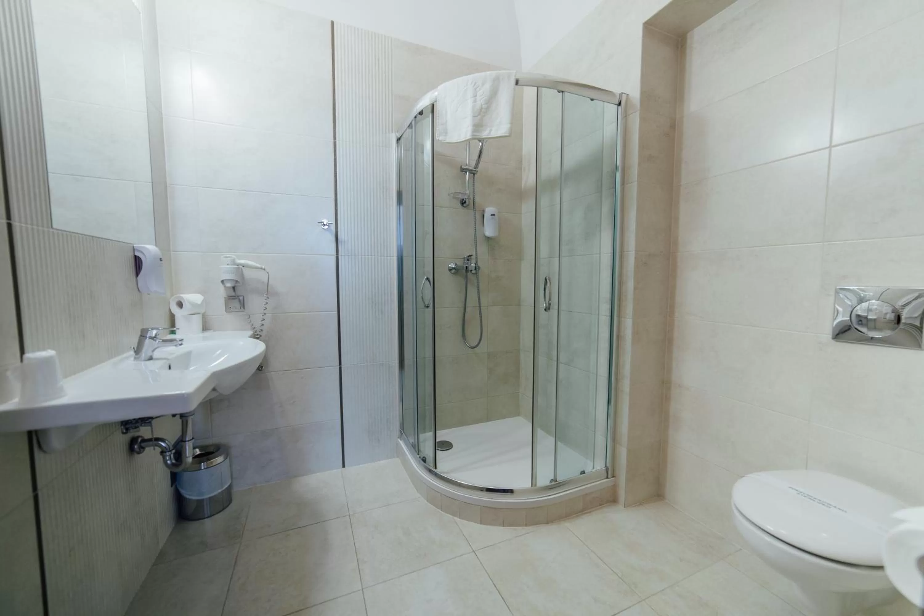 Bathroom in Hotel Rezydent