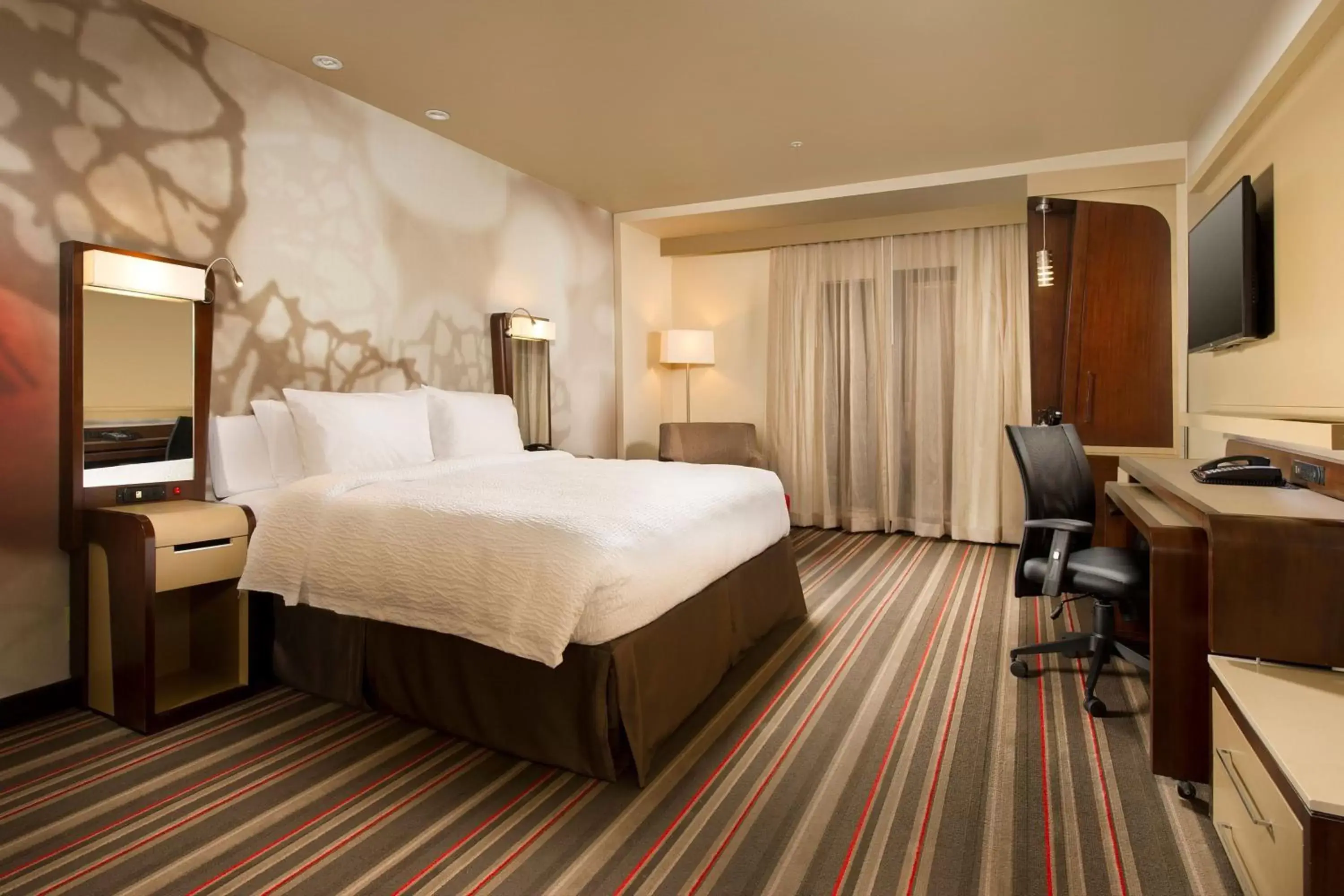 Bedroom, Bed in Courtyard by Marriott Dallas DFW Airport North/Grapevine