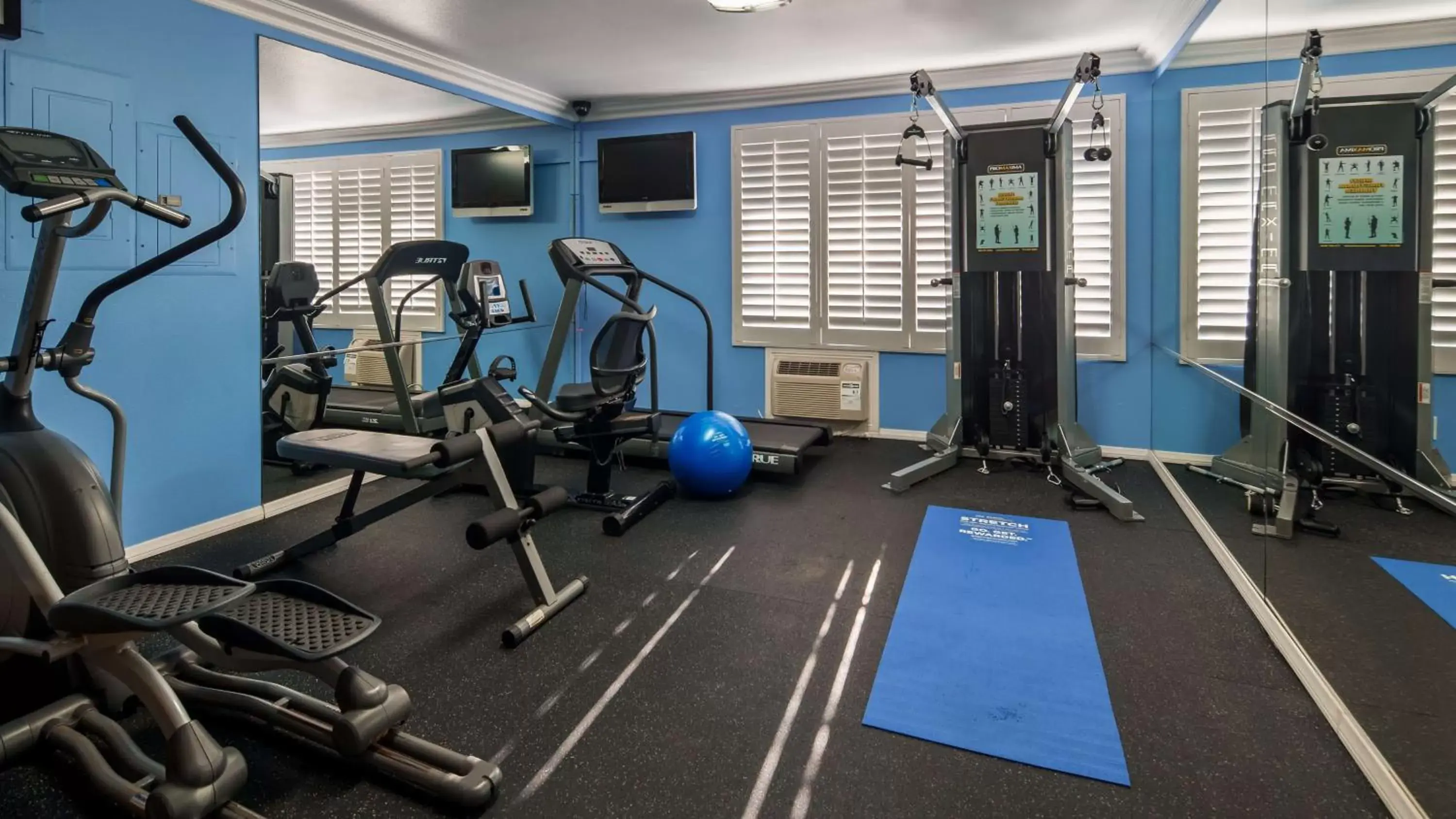 Fitness centre/facilities, Fitness Center/Facilities in Best Western - Harbour Inn & Suites