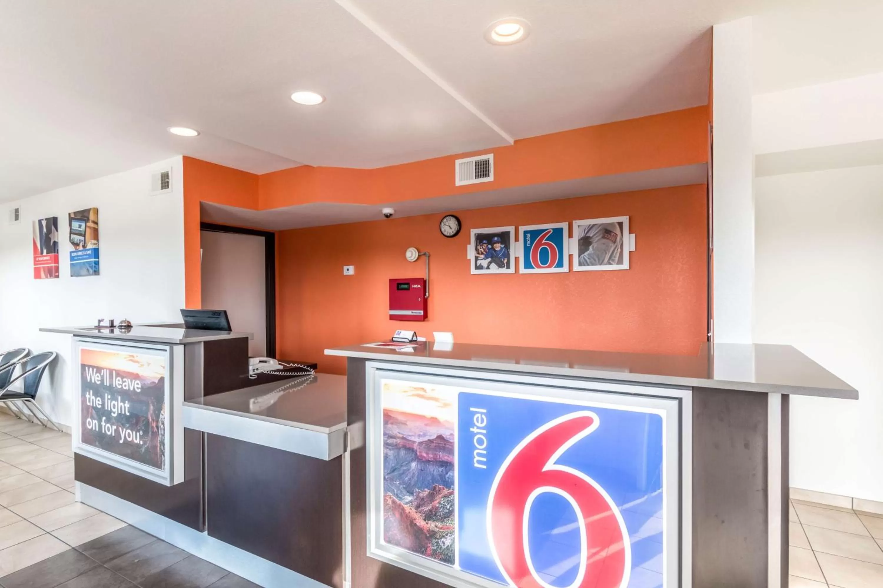 Property logo or sign in Motel 6-San Antonio, TX - South WW White Rd