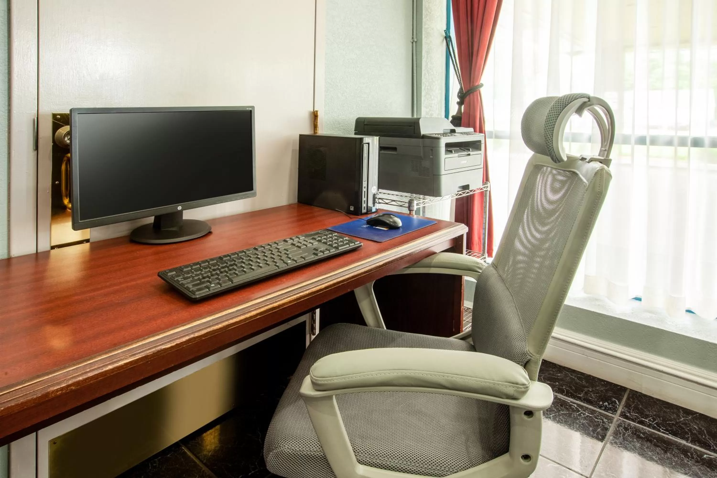 Property building in Baymont by Wyndham Northwood