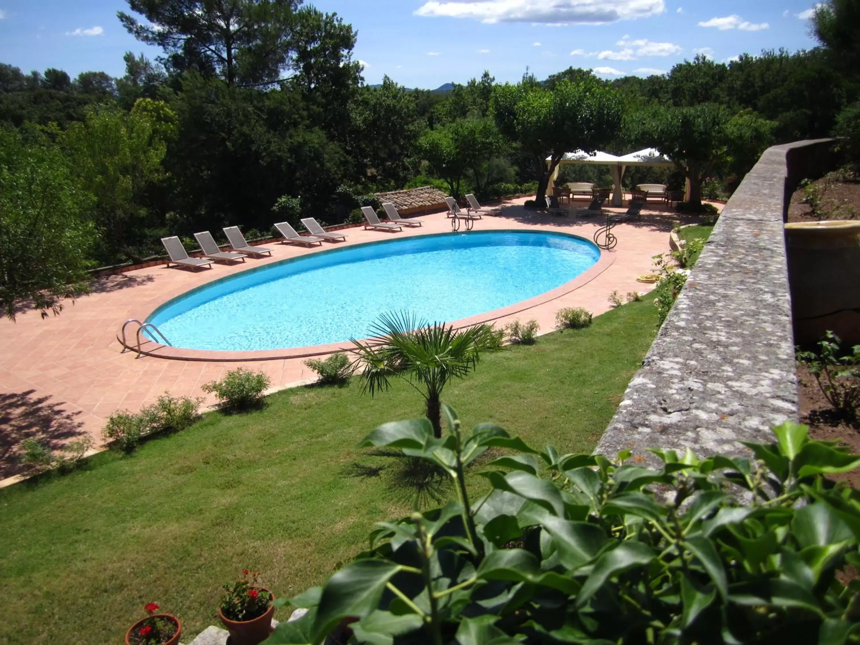 Garden, Pool View in Domaine du Lac