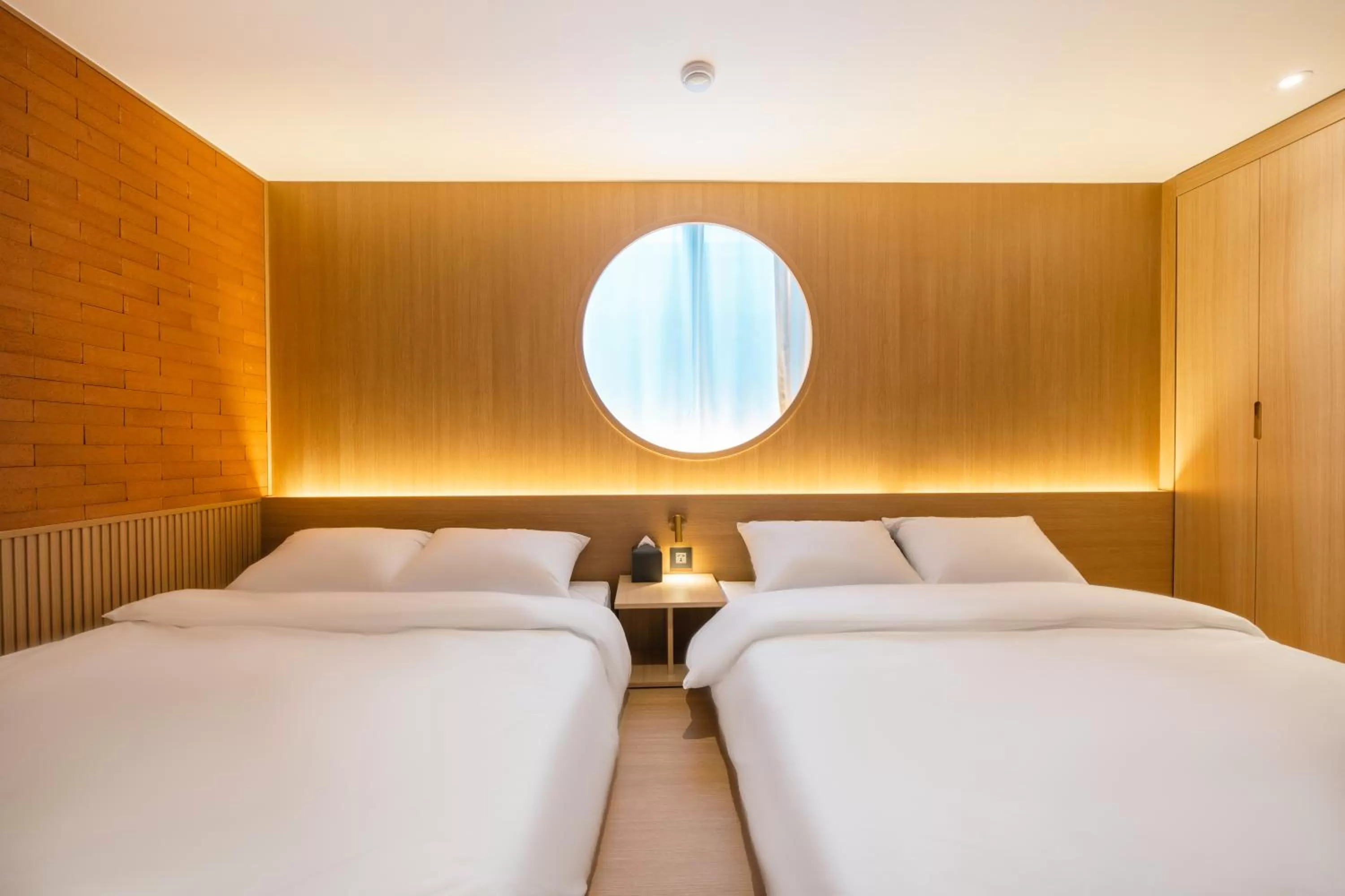 Bed in Y Collection by Unboundi Gyeongju